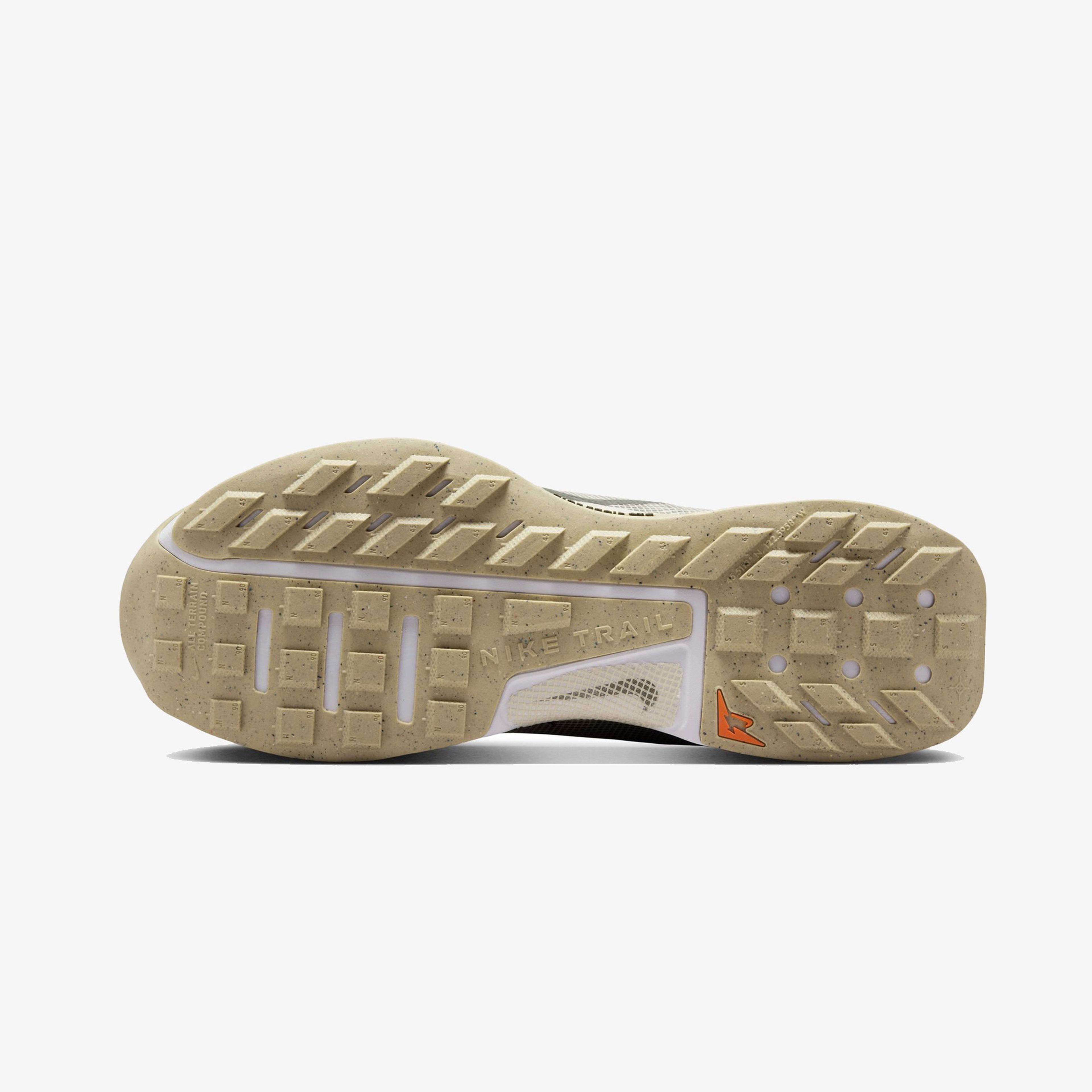 Nike Juniper Trail 3 Erkek Haki Koşu Ayakkabısı