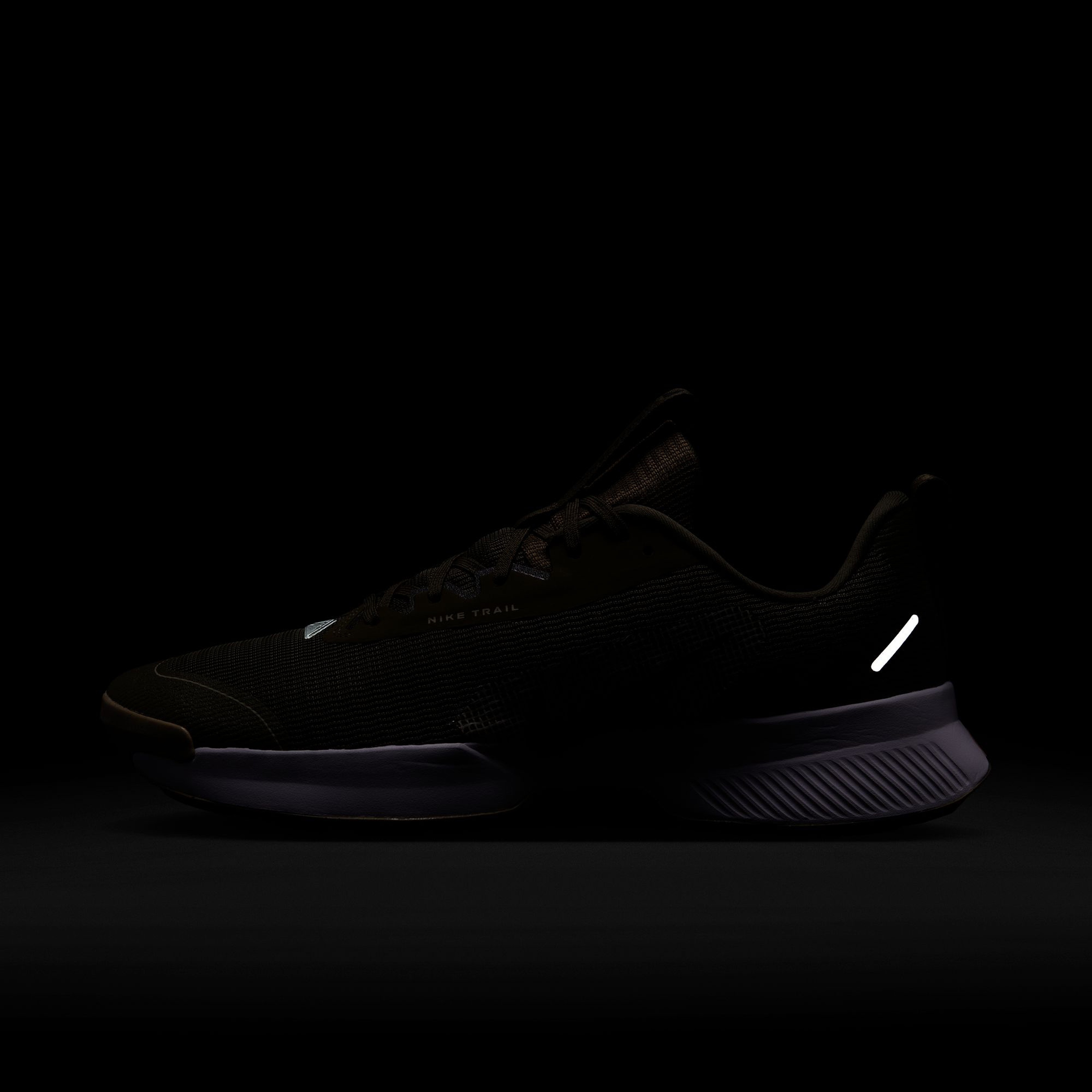 Nike Juniper Trail 3 Erkek Haki Koşu Ayakkabısı