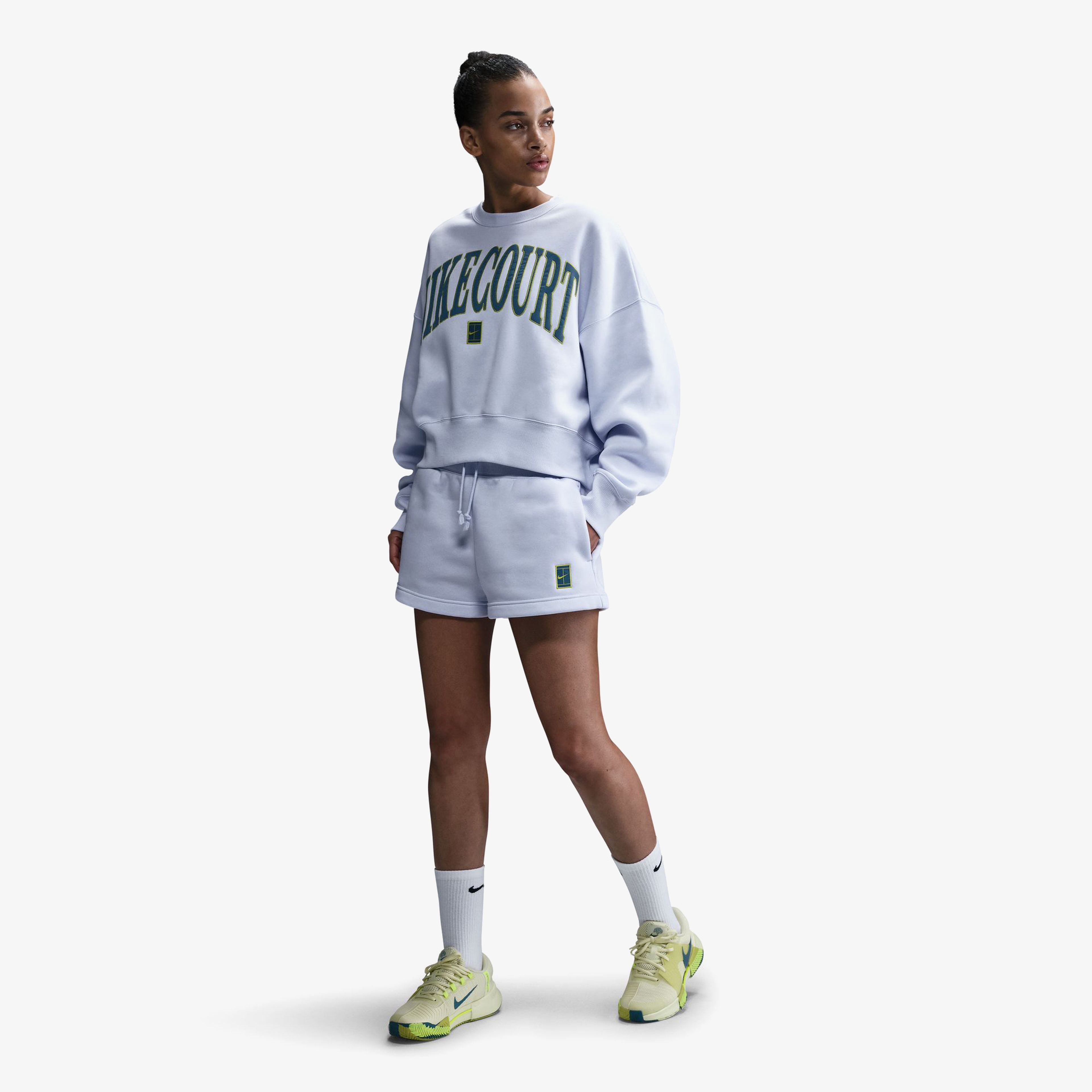 Nike Court Phoenix Fleece Kadın Gri Tenis Şortu