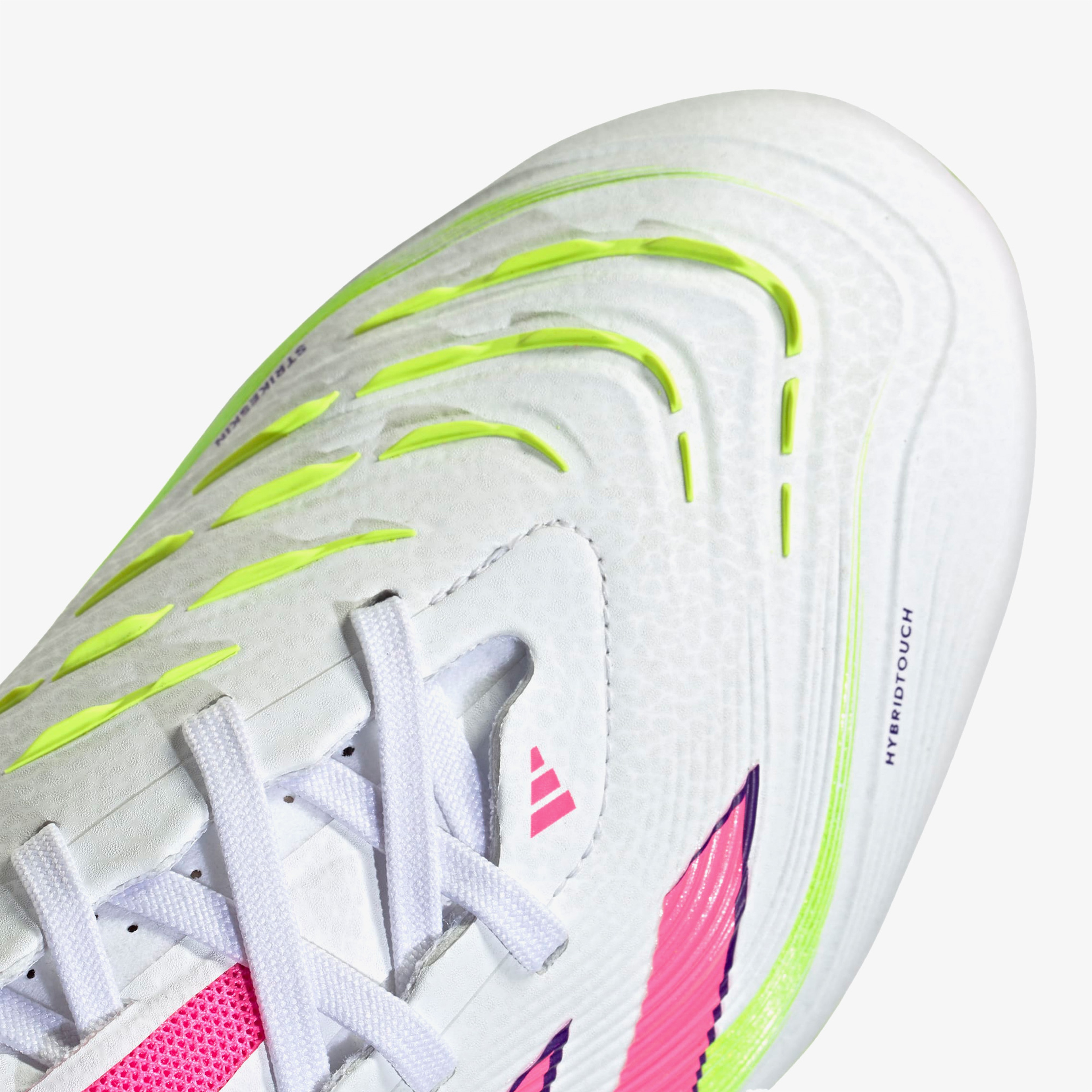 adidas Predator Pro Erkek Beyaz Çim Saha Kramponu