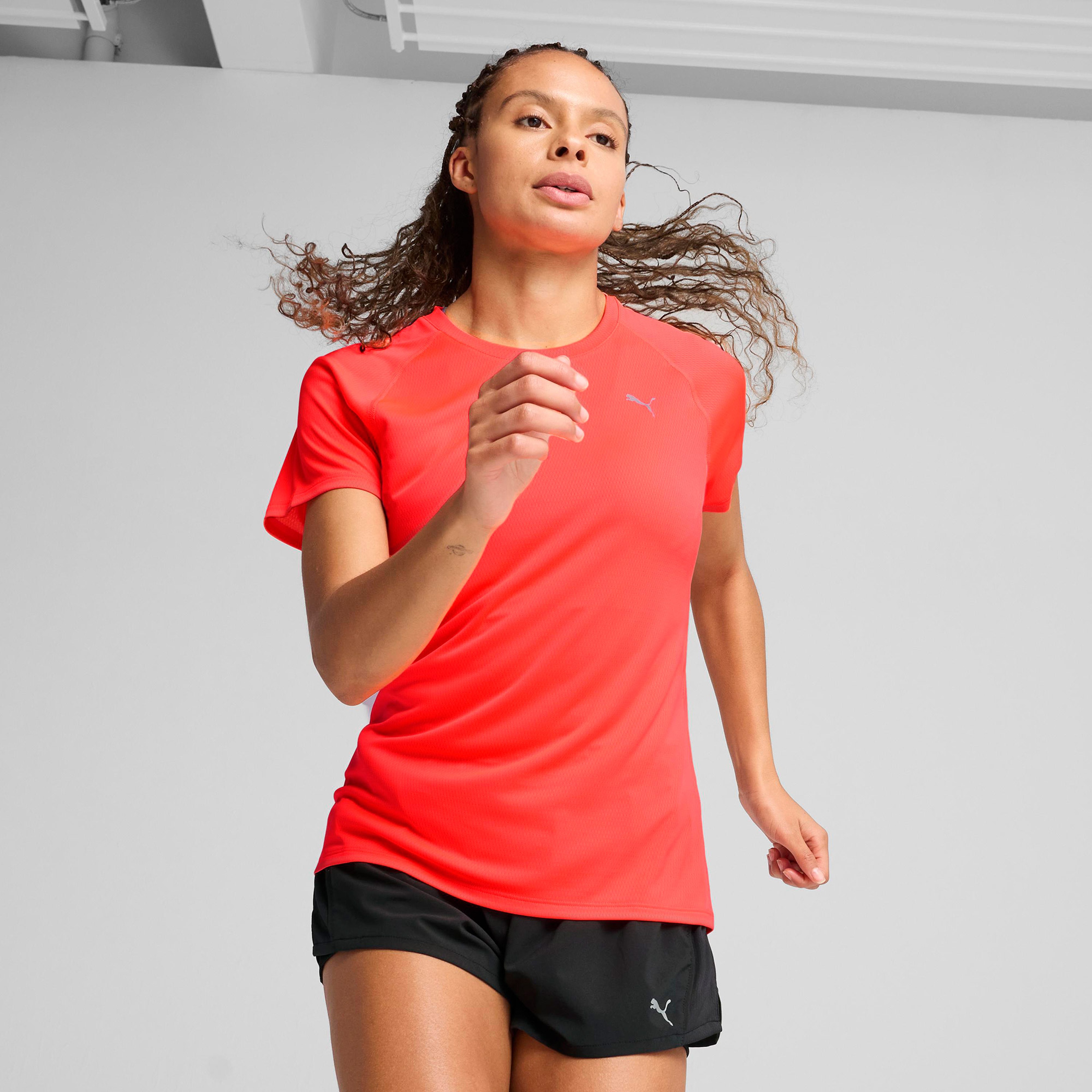 Puma Run Velocity (Poly) Kadın Kırmızı T-Shirt