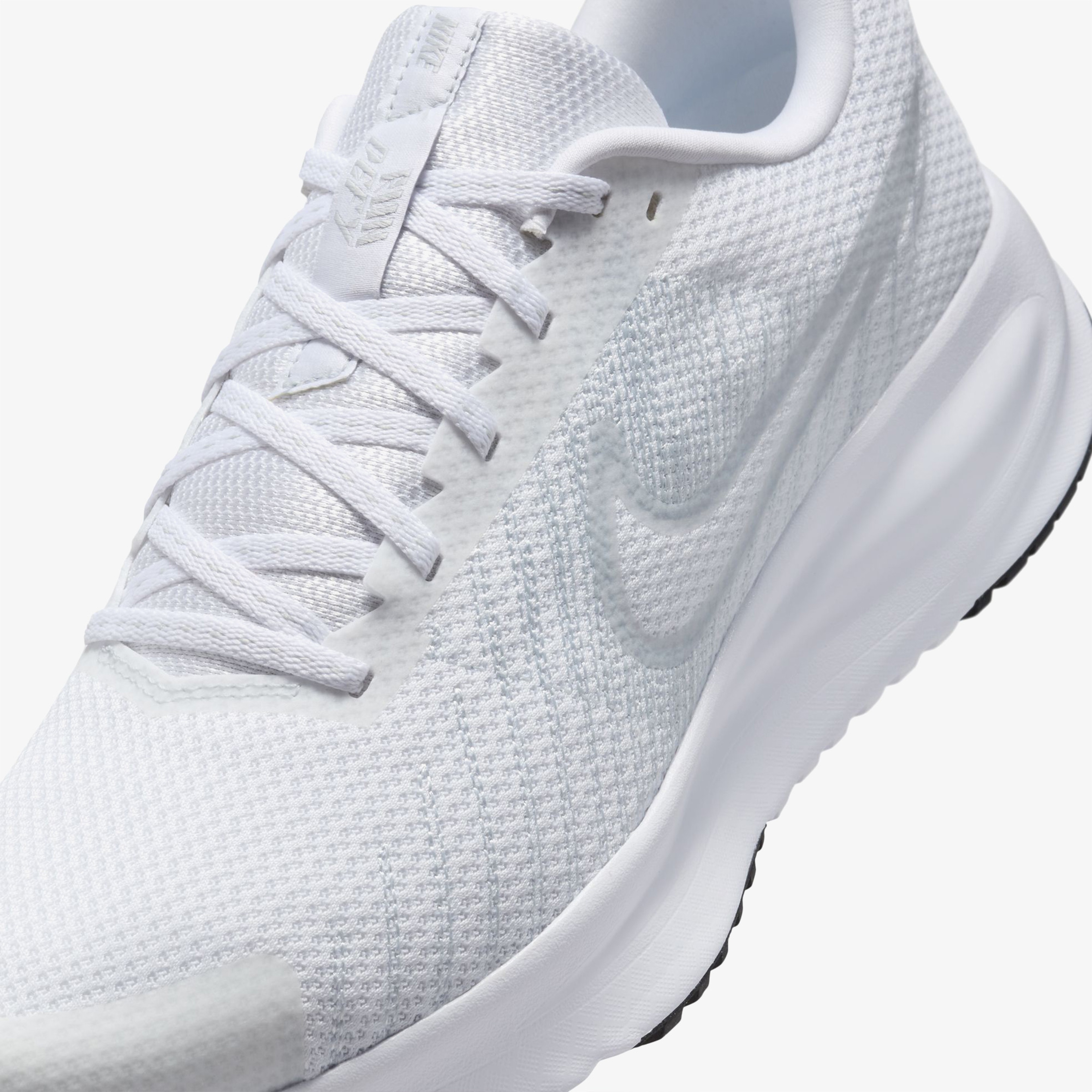 Nike Run Defy Erkek Beyaz Koşu Ayakkabısı