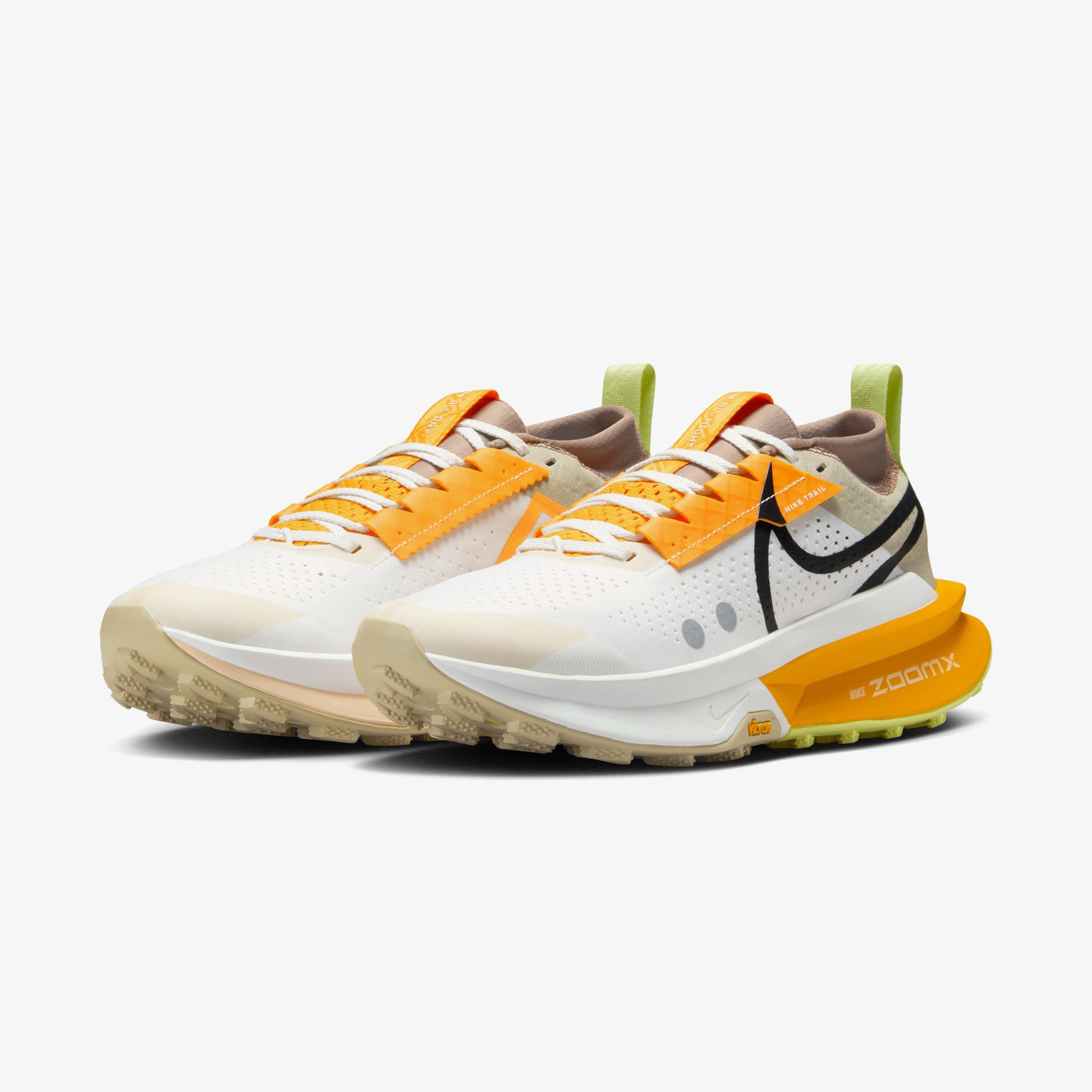 Nike Zegama 2 Kadın Krem Koşu Ayakkabısı