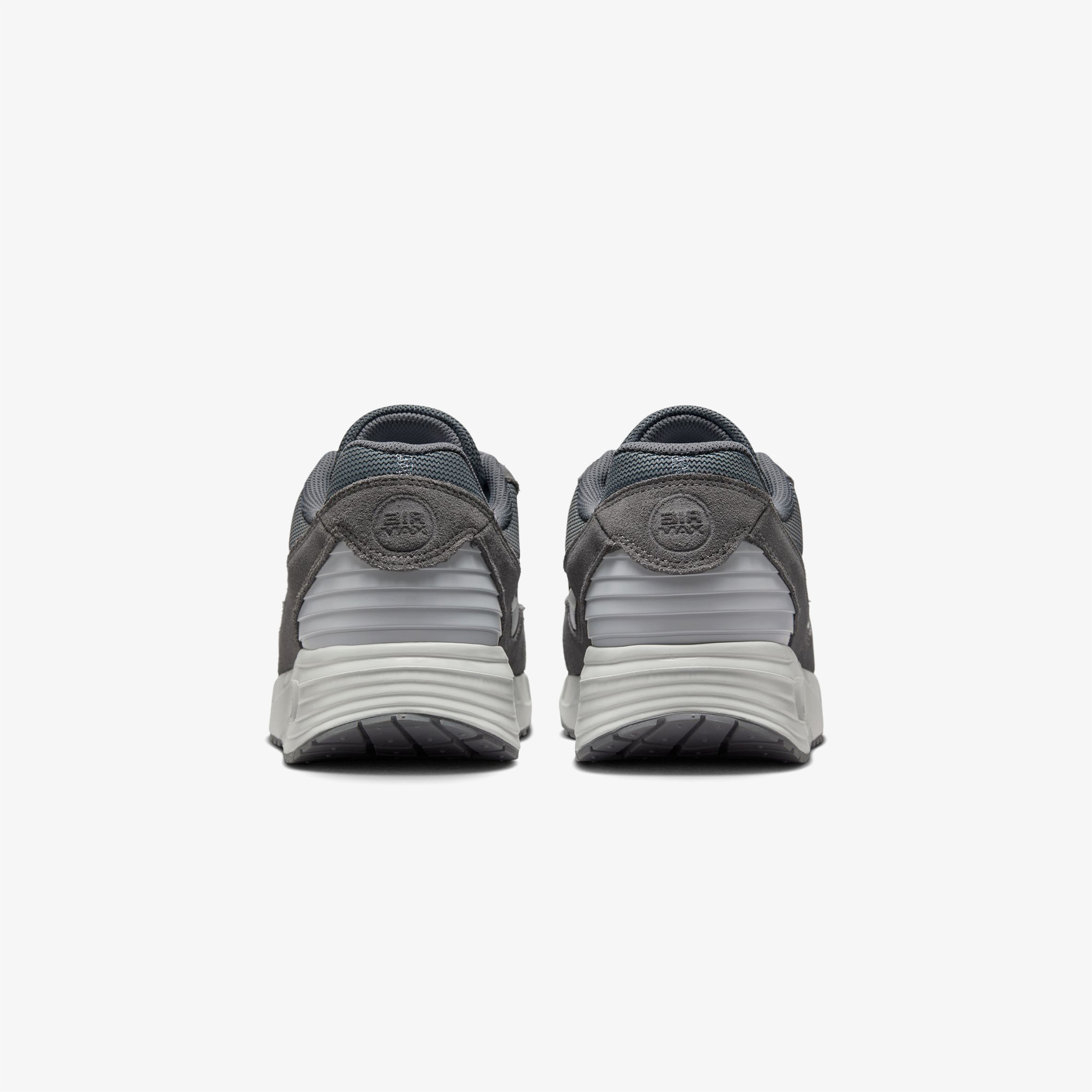 Nike Air Max Verse Erkek Gri Spor Ayakkabı