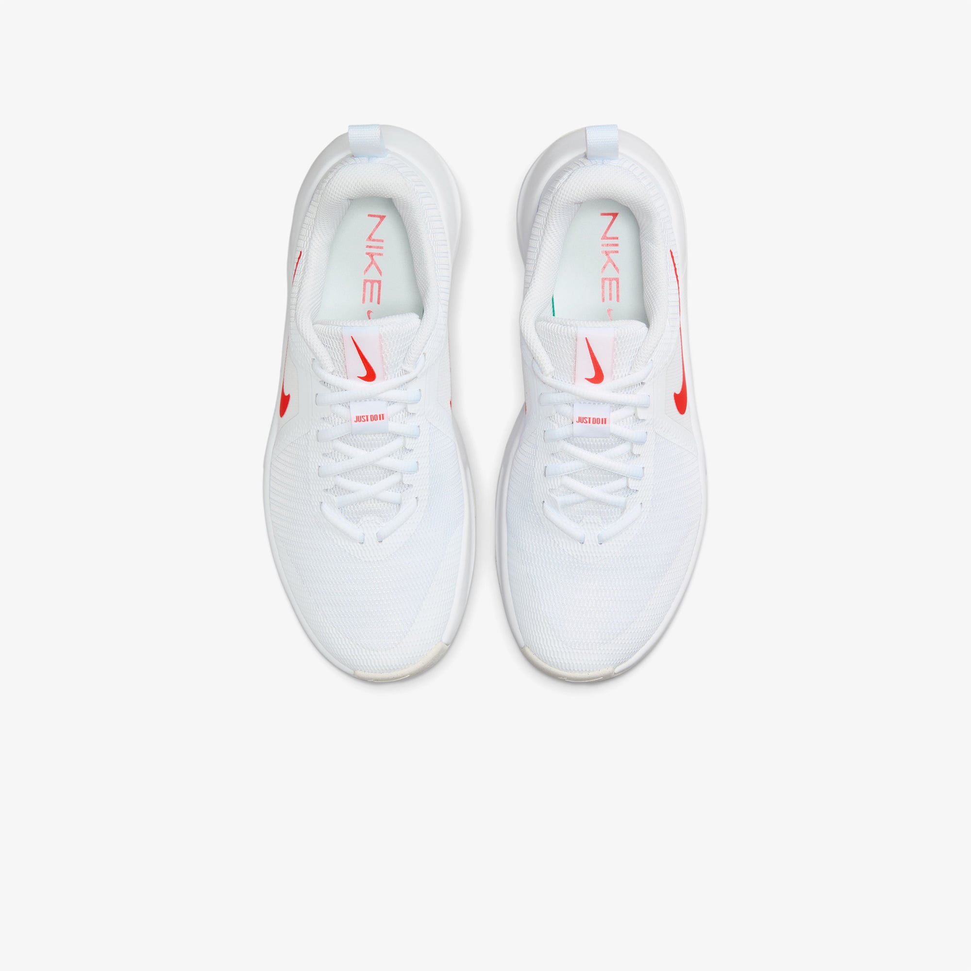 Nike MC Trainer 3 Kadın Beyaz Spor Ayakkabı