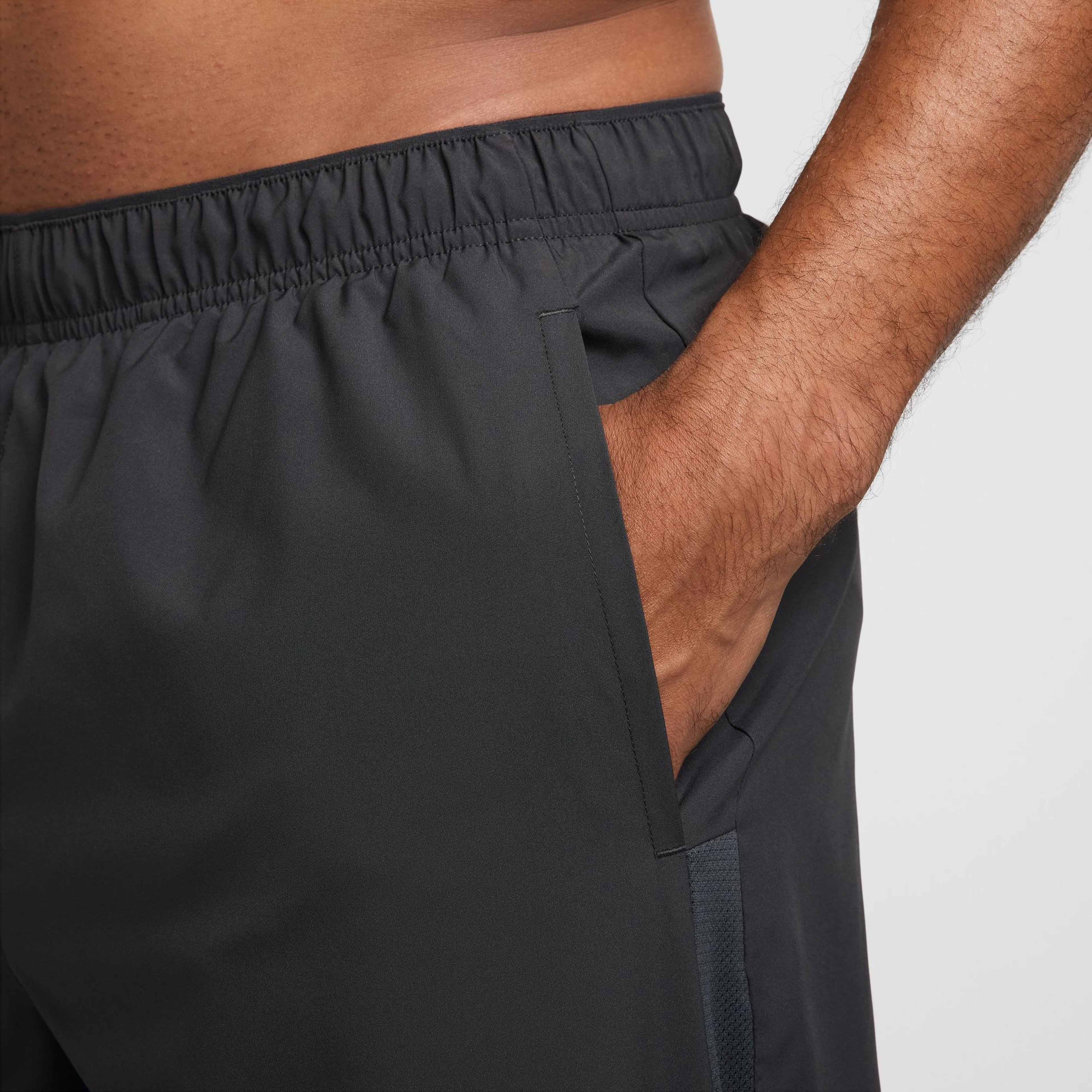 Nike Challenger Flash Erkek Gri Koşu Şortu