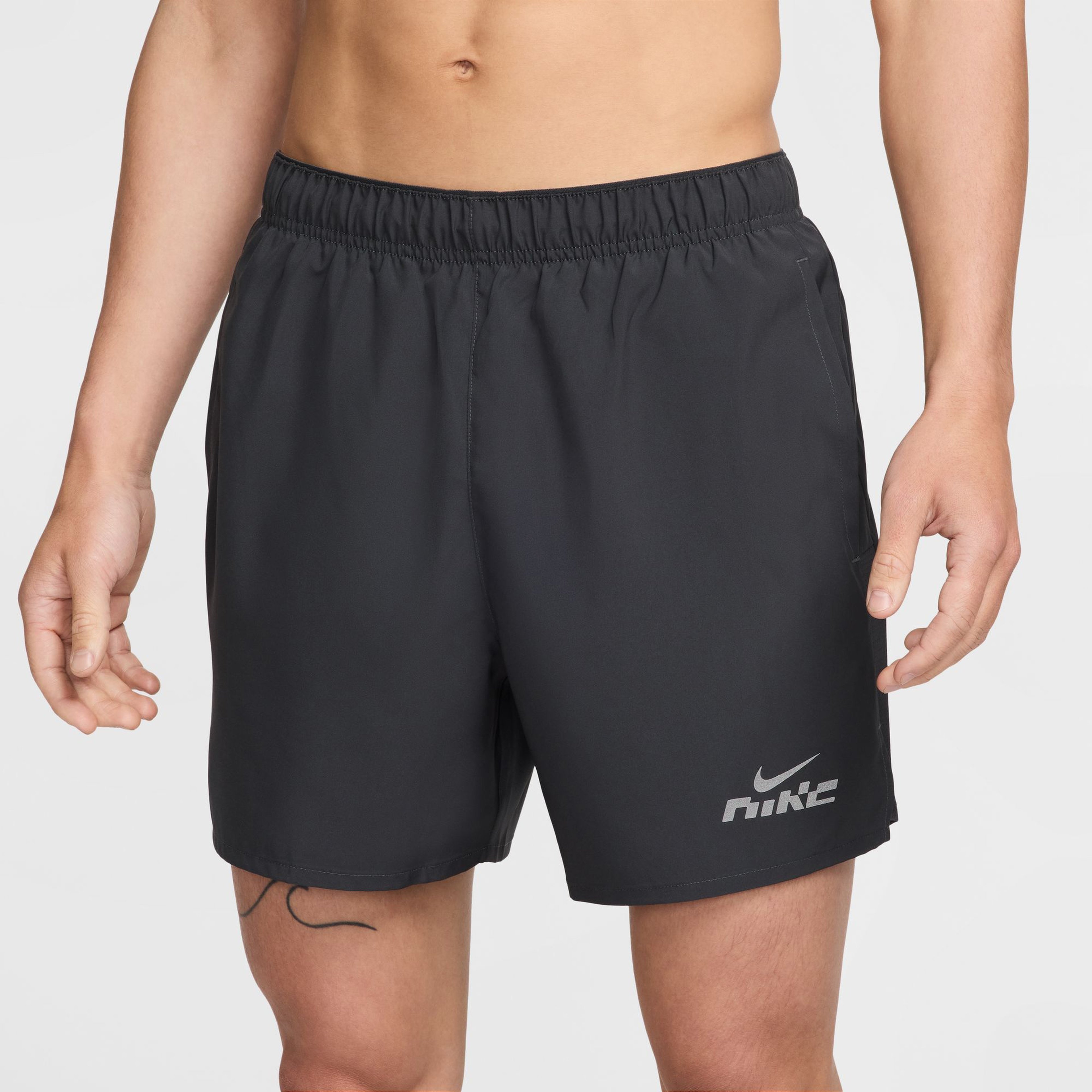 Nike Challenger Flash Erkek Gri Koşu Şortu