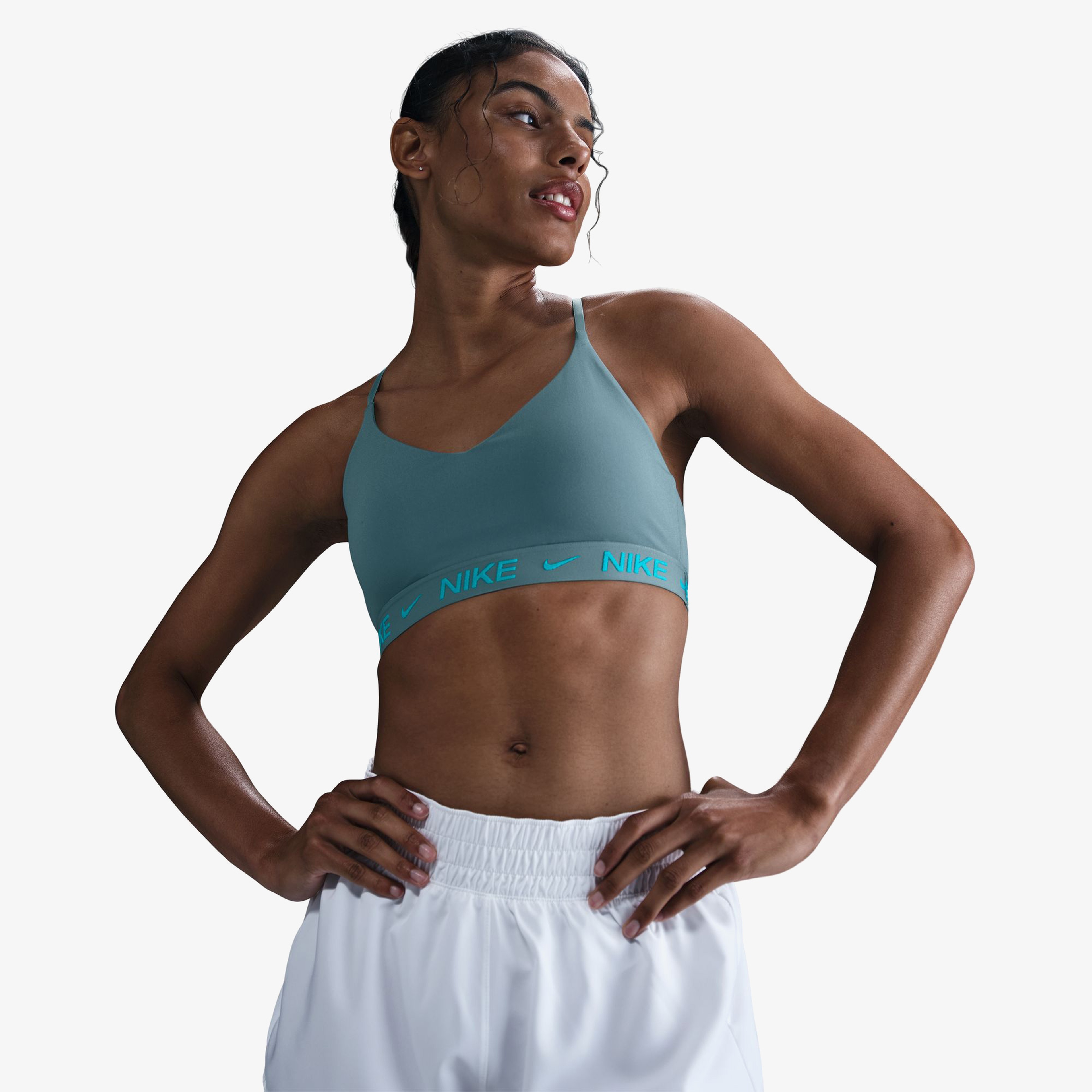 Nike Indy Light Support Kadın Yeşil Antrenman Bra