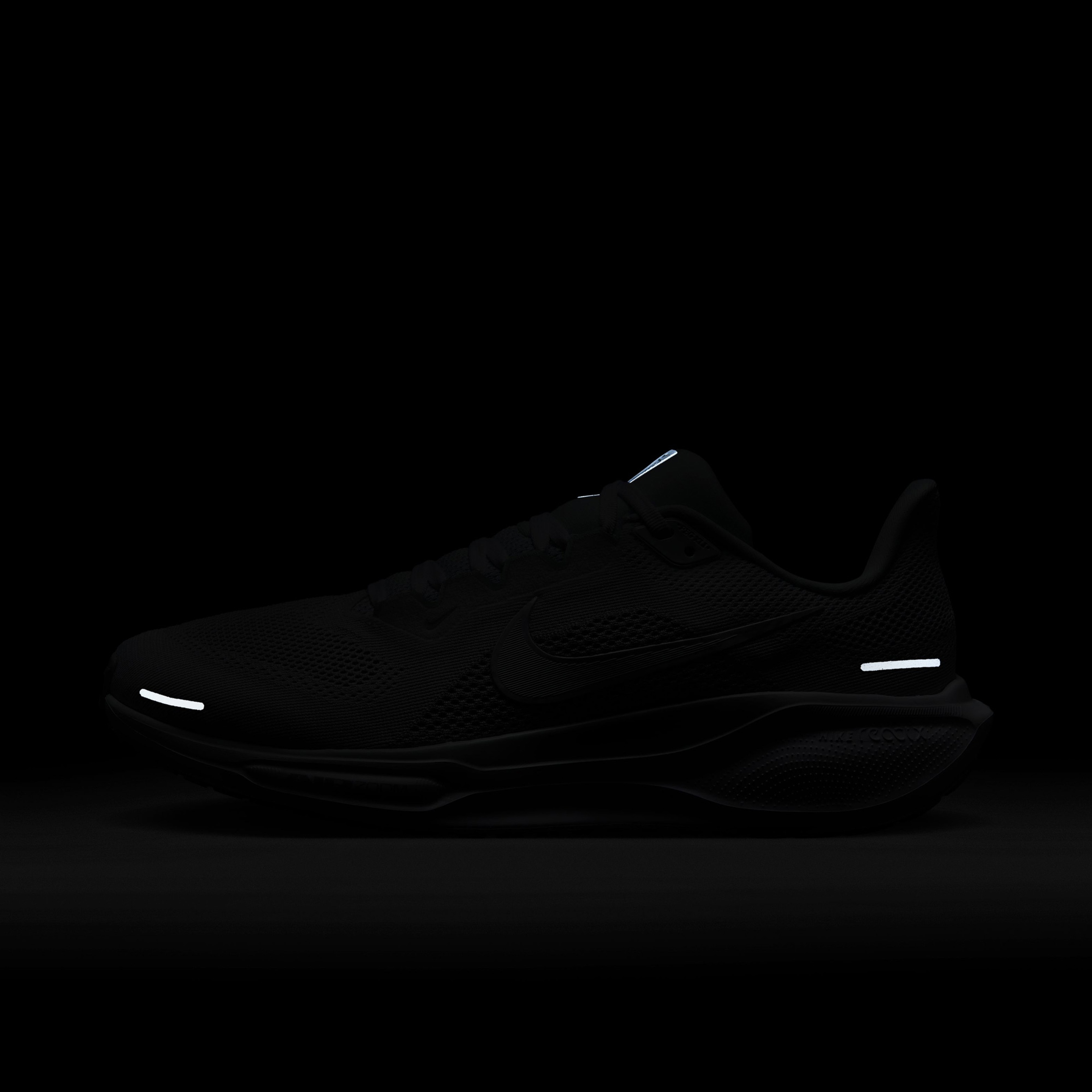 Nike Pegasus 41 Erkek Beyaz Spor Ayakkabı