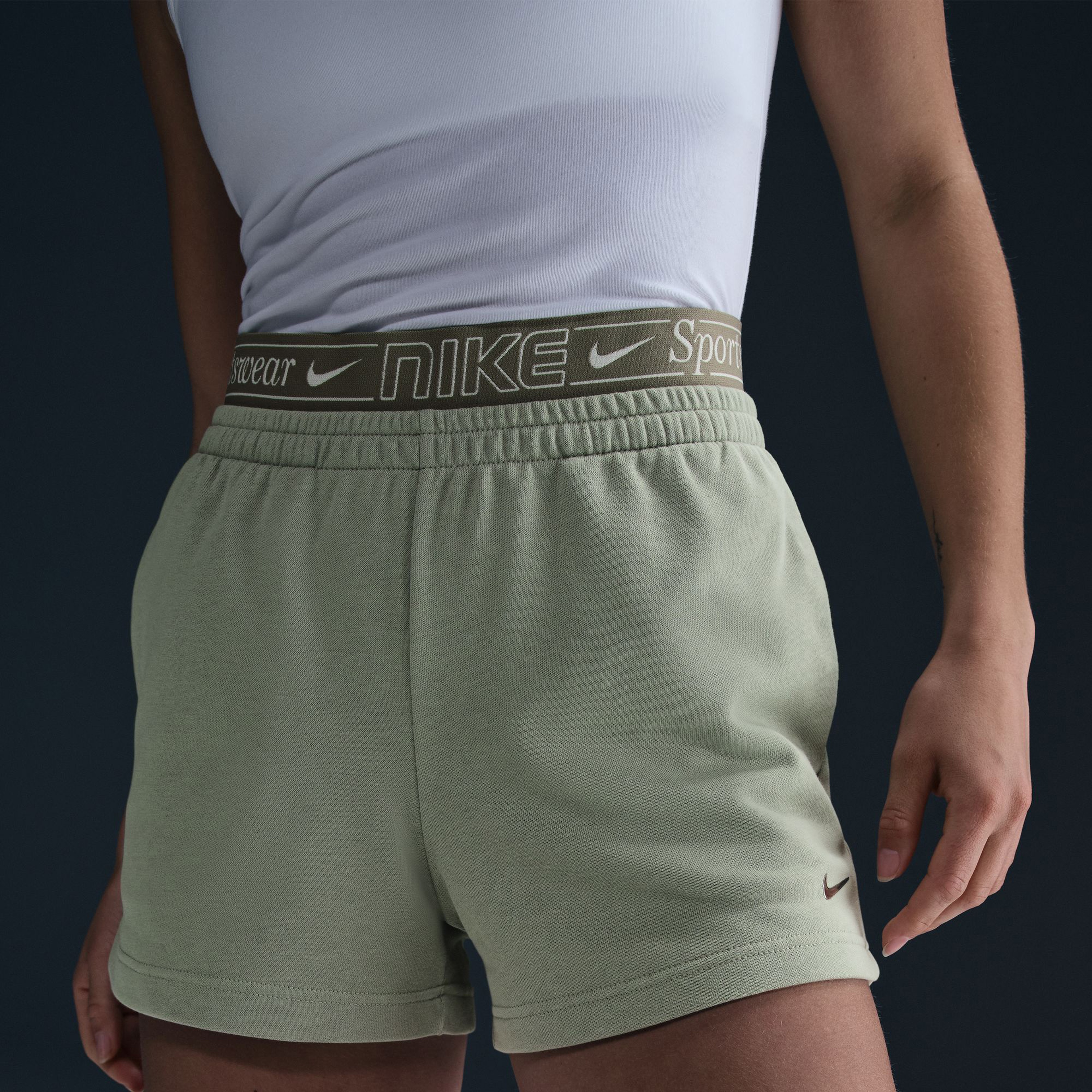 Nike Sportswear Chill Terry Kadın Yeşil Şort