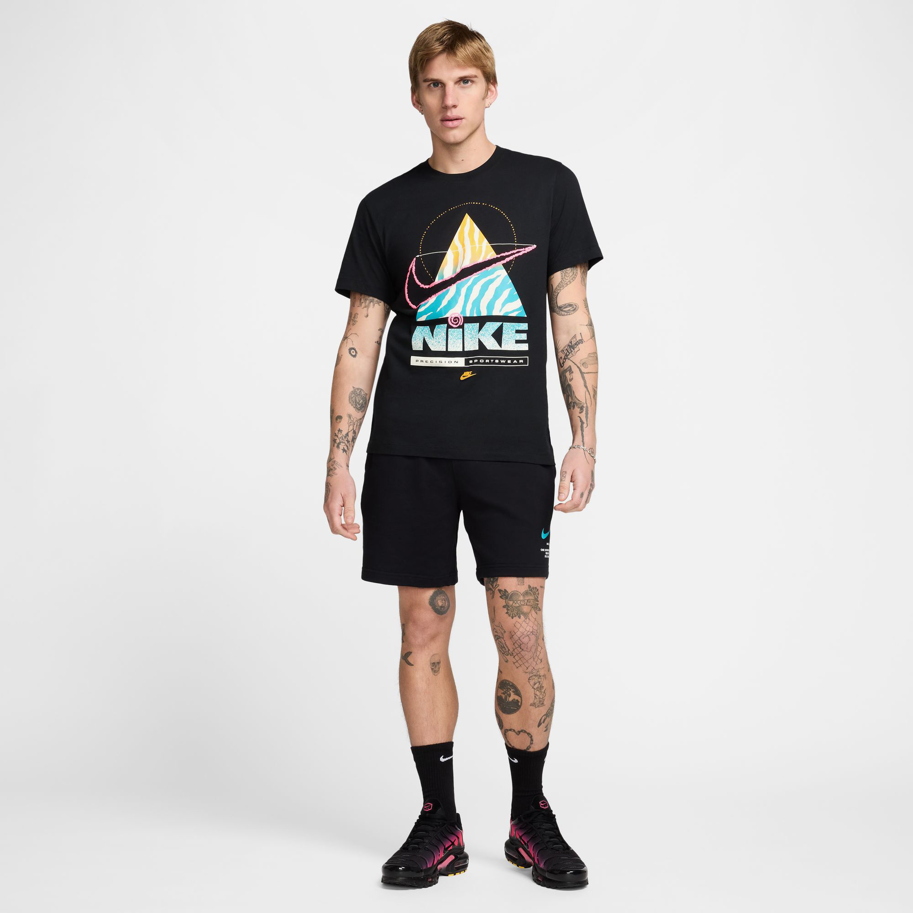 Nike Sportswear Erkek Siyah T-Shirt