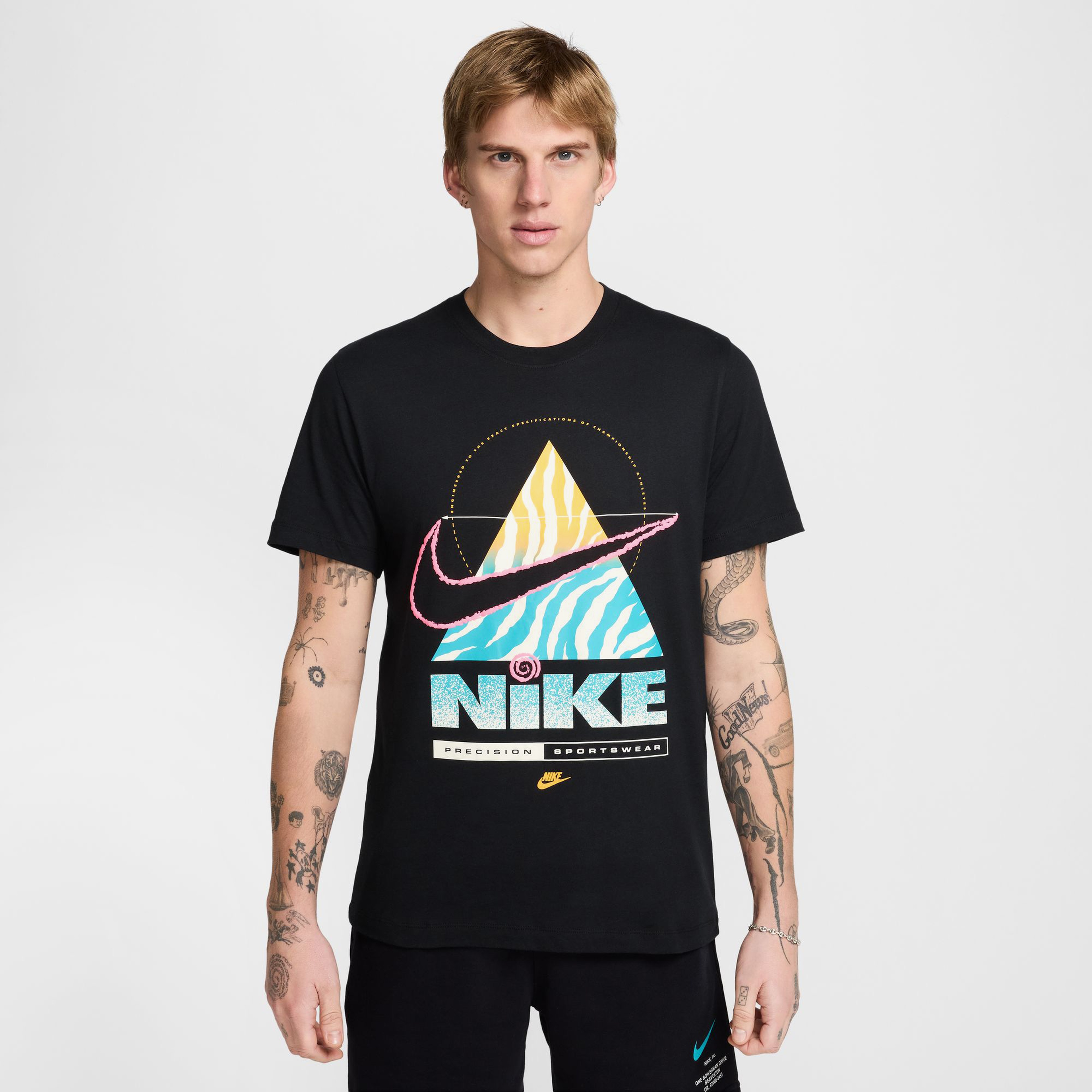 Nike Sportswear Erkek Siyah T-Shirt
