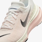 Nike Invincible 3 Kadın Beyaz Koşu Ayakkabısı