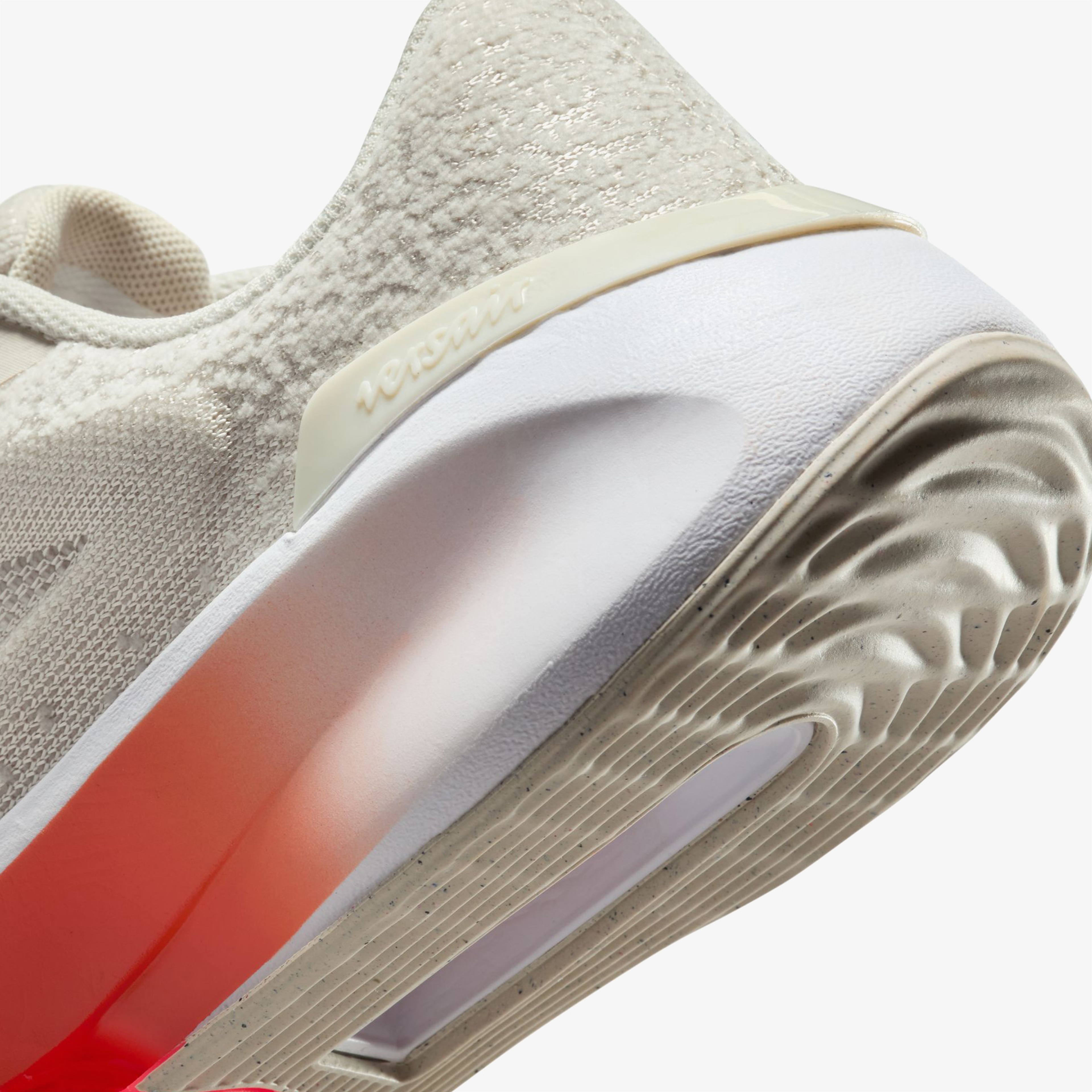 Nike Versair Kadın Beyaz Antrenman Ayakkabısı