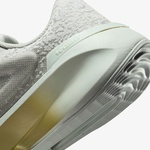 Nike Versair Kadın Gri Antrenman Ayakkabısı