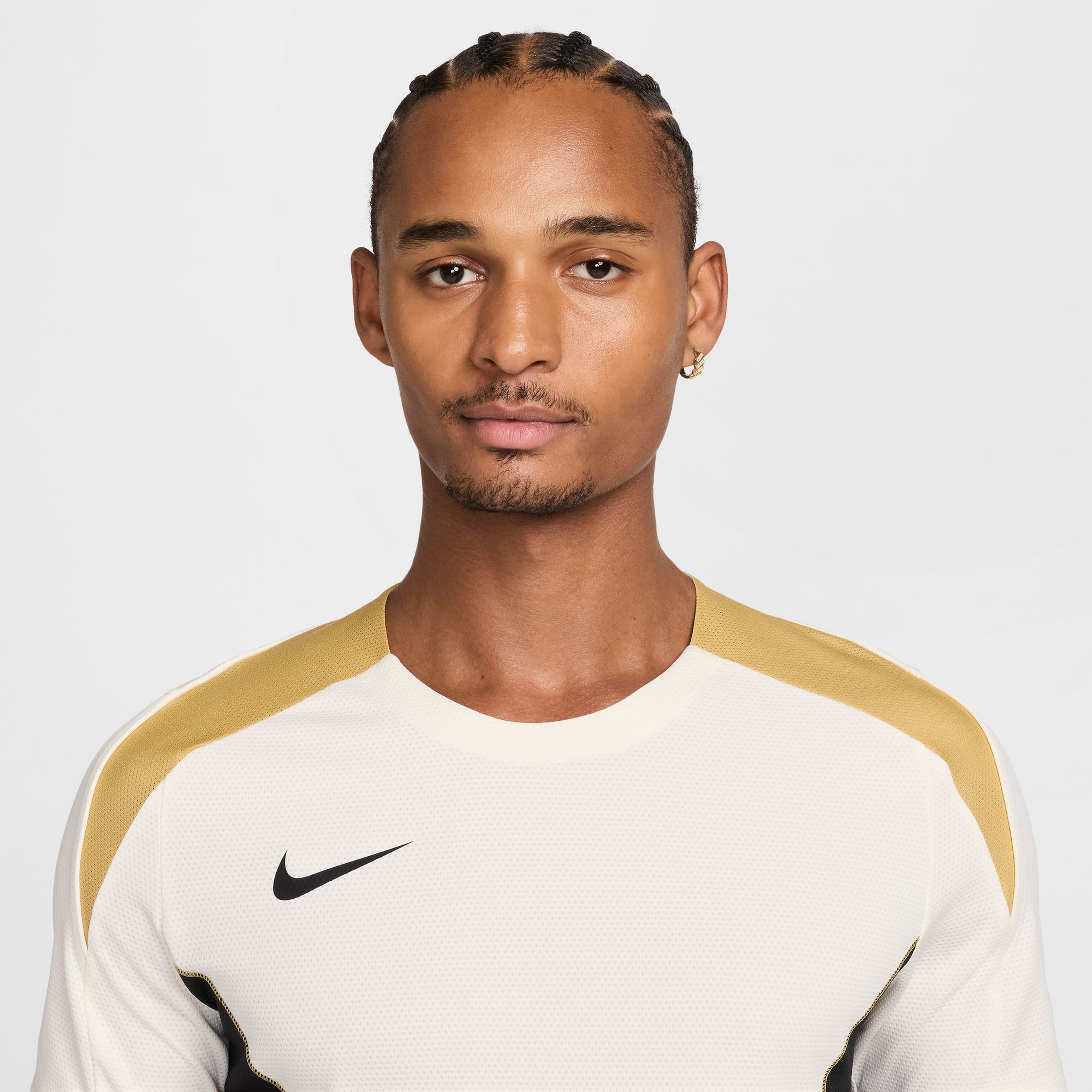 Nike Strike+ Erkek Beyaz T-Shirt