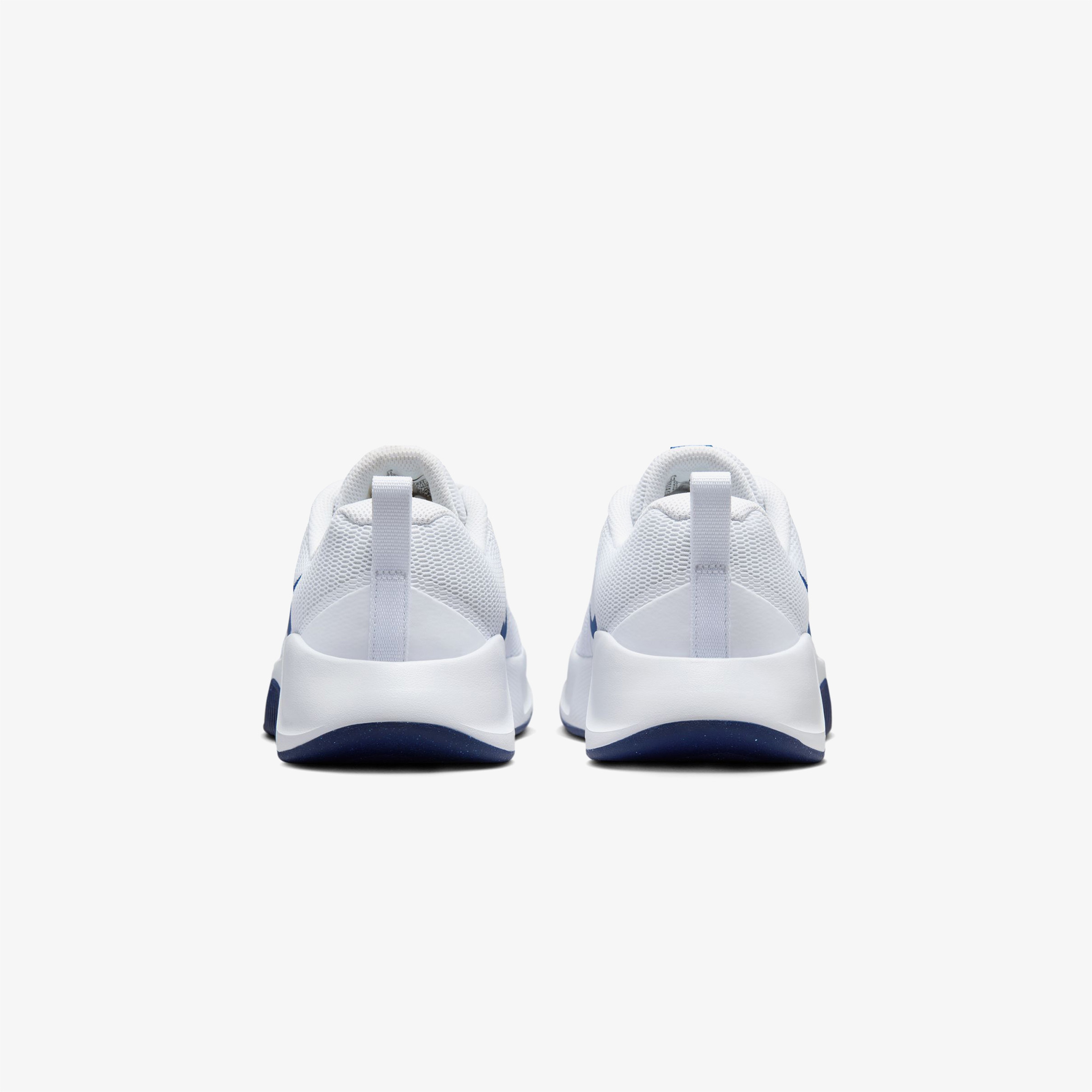 Nike Mc Trainer 3 Erkek Beyaz Antrenman Ayakkabısı