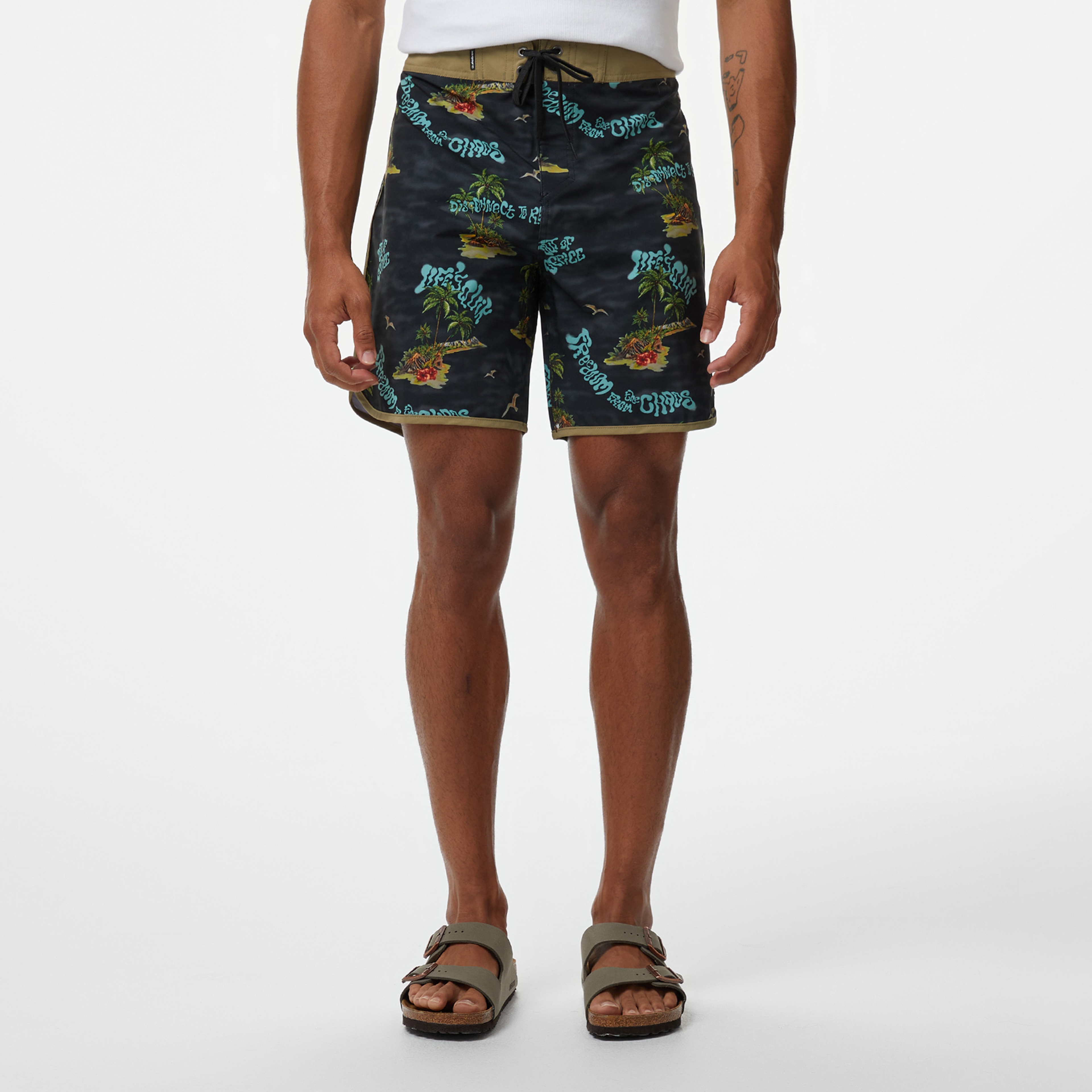 Quiksilver Surfsilk Scallop 18 Erkek Siyah Deniz Şortu