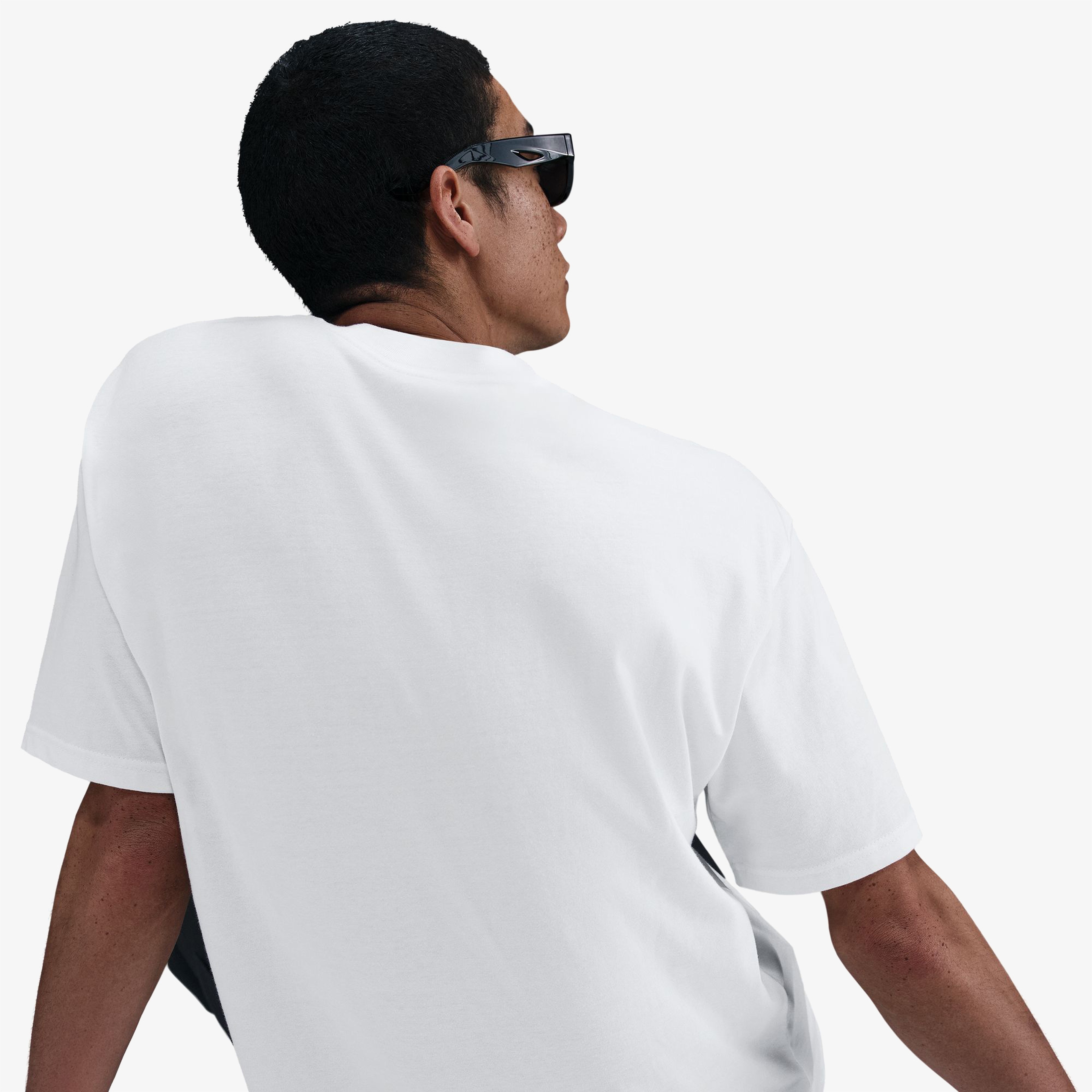 Nike Sportswear Erkek Beyaz T-Shirt