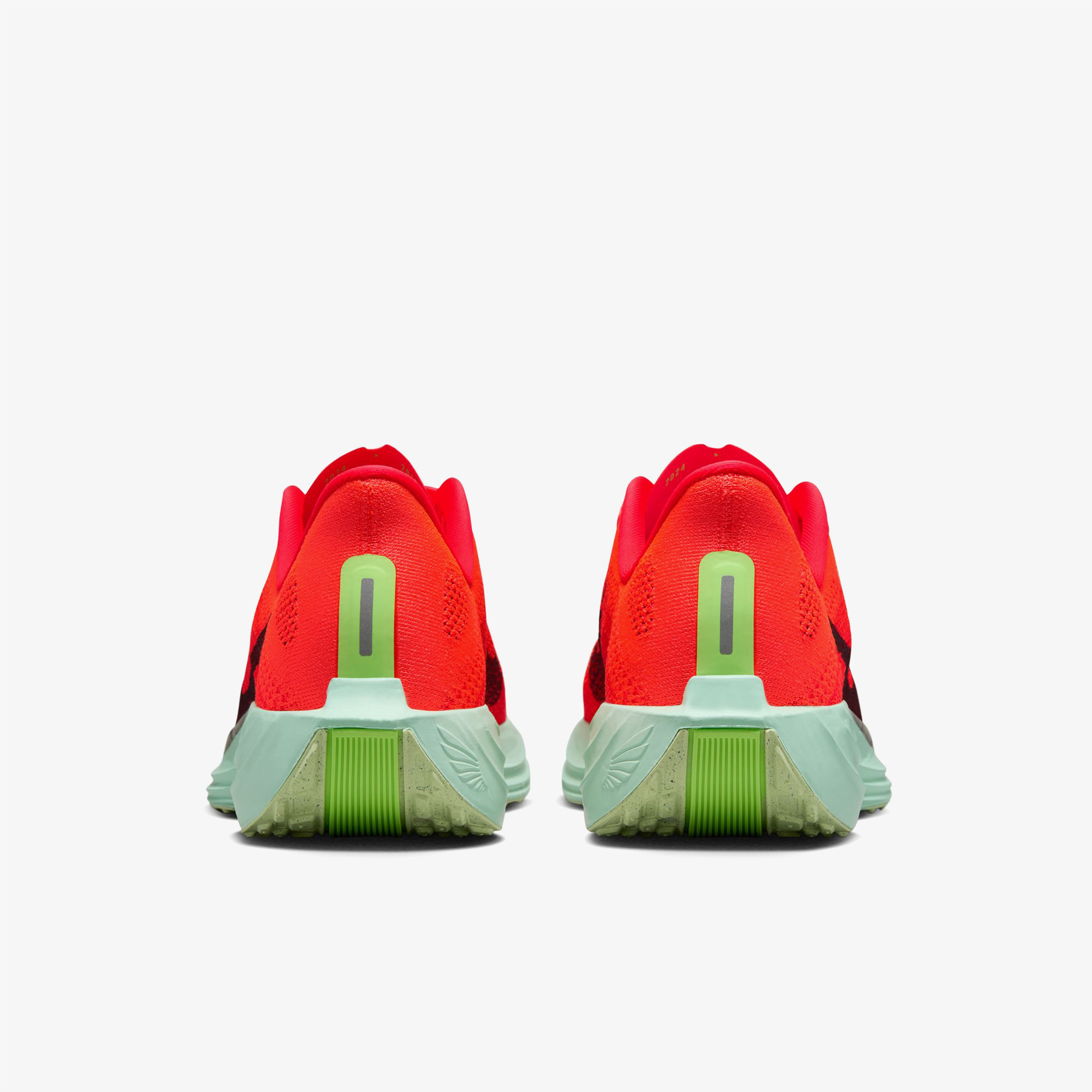 Nike Pegasus Plus Erkek Kırmızı Koşu Ayakkabısı