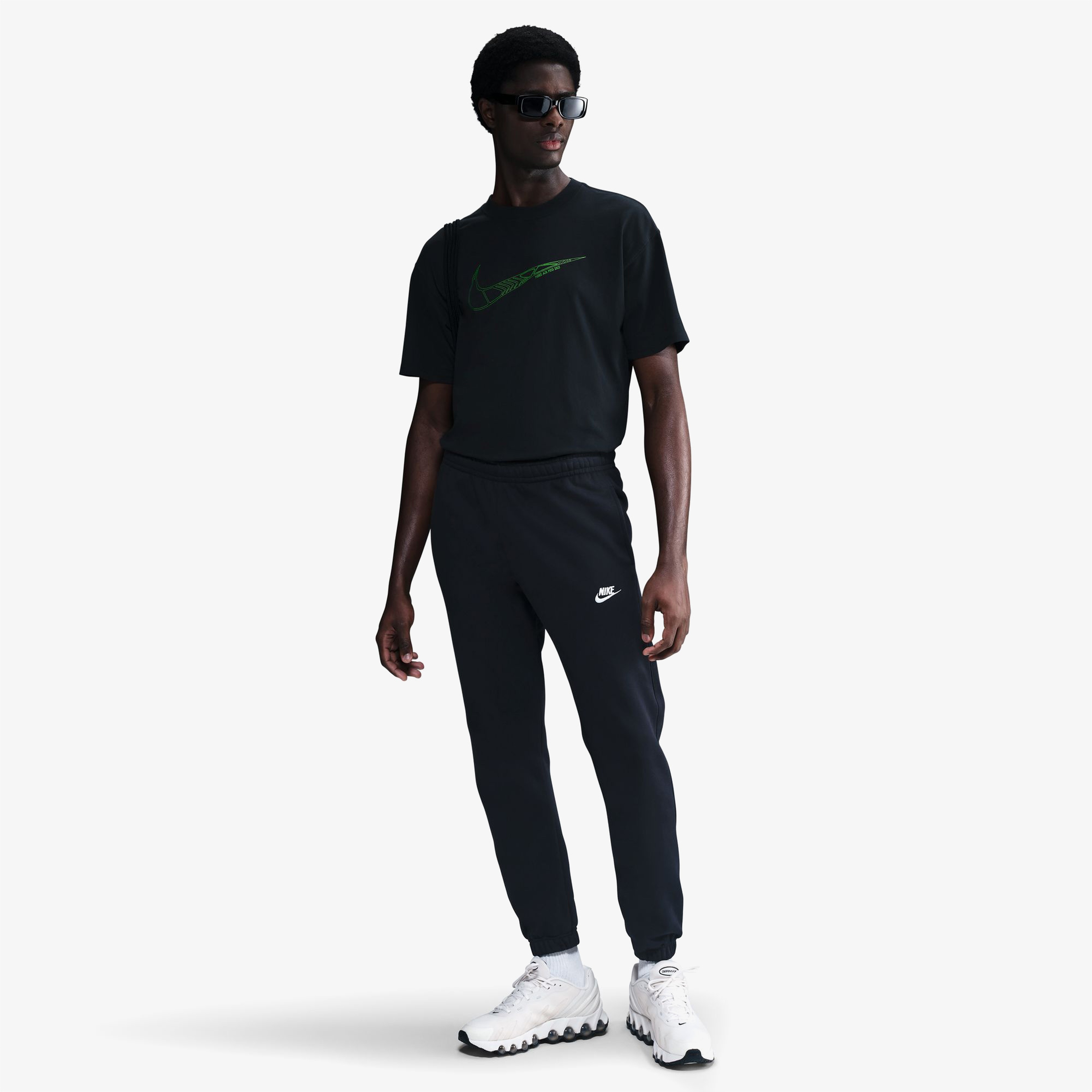 Nike Sportswear Erkek Siyah T-Shirt