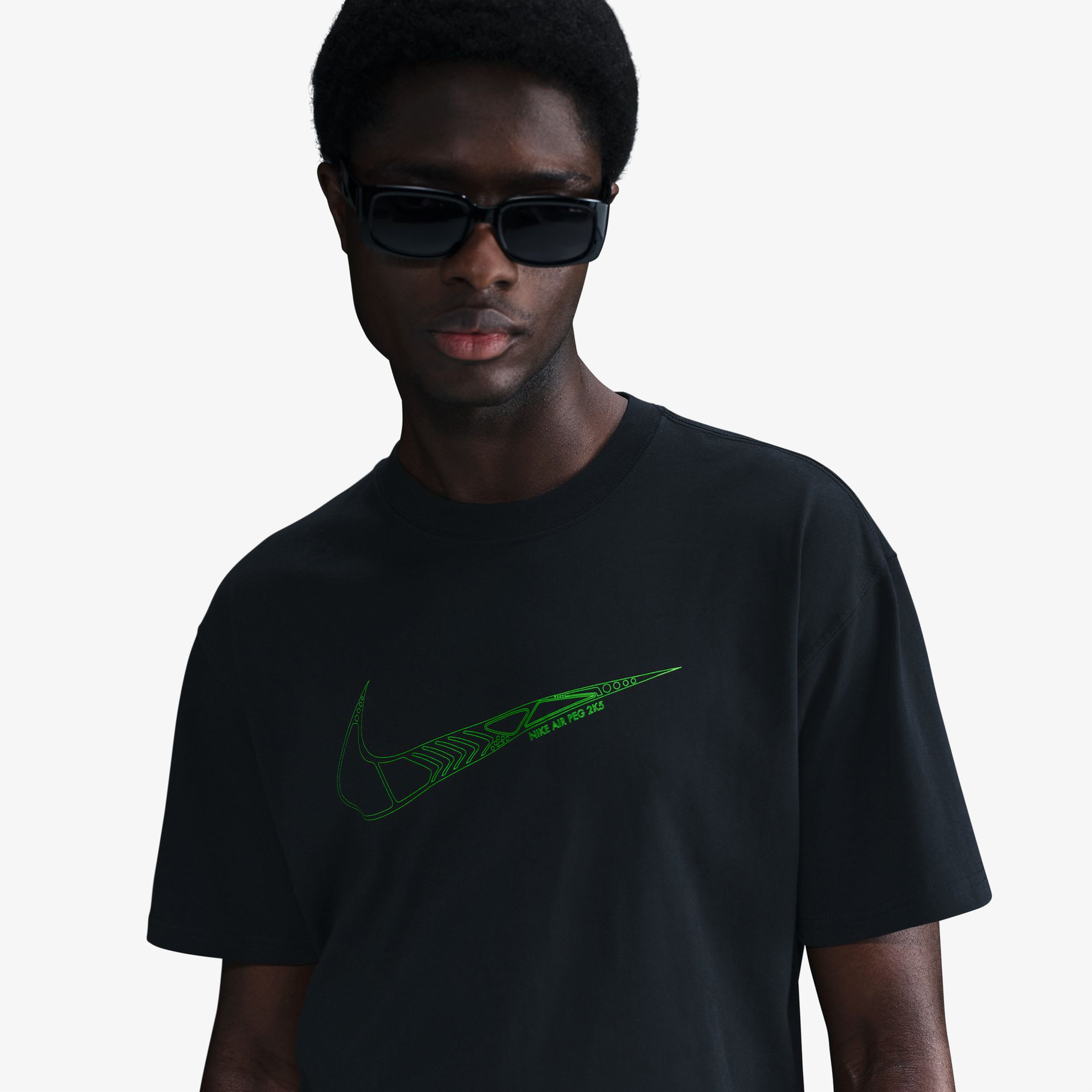 Nike Sportswear Erkek Siyah T-Shirt