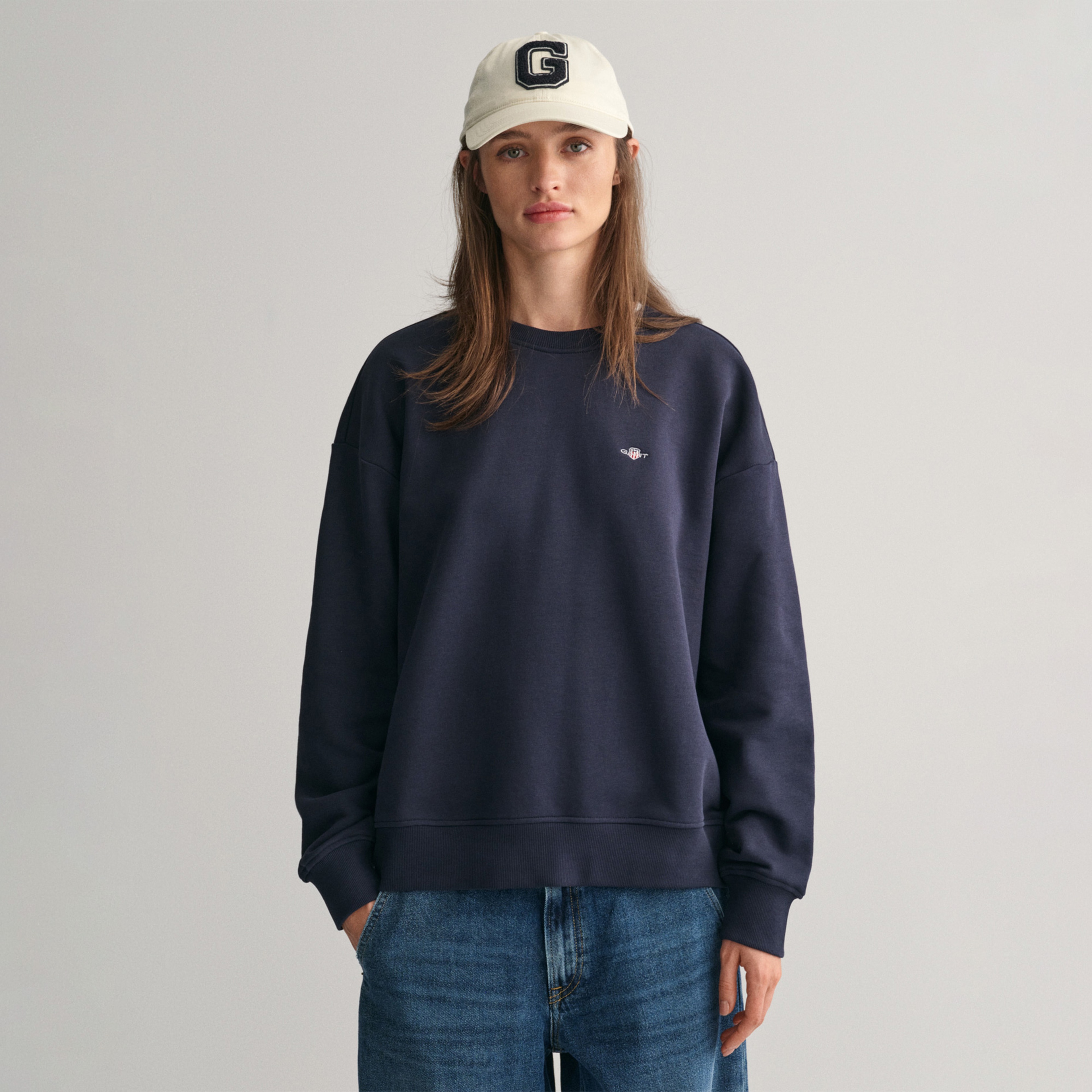 GANT Kadın Lacivert Relaxed Fit Bisiklet Yaka Sweatshirt