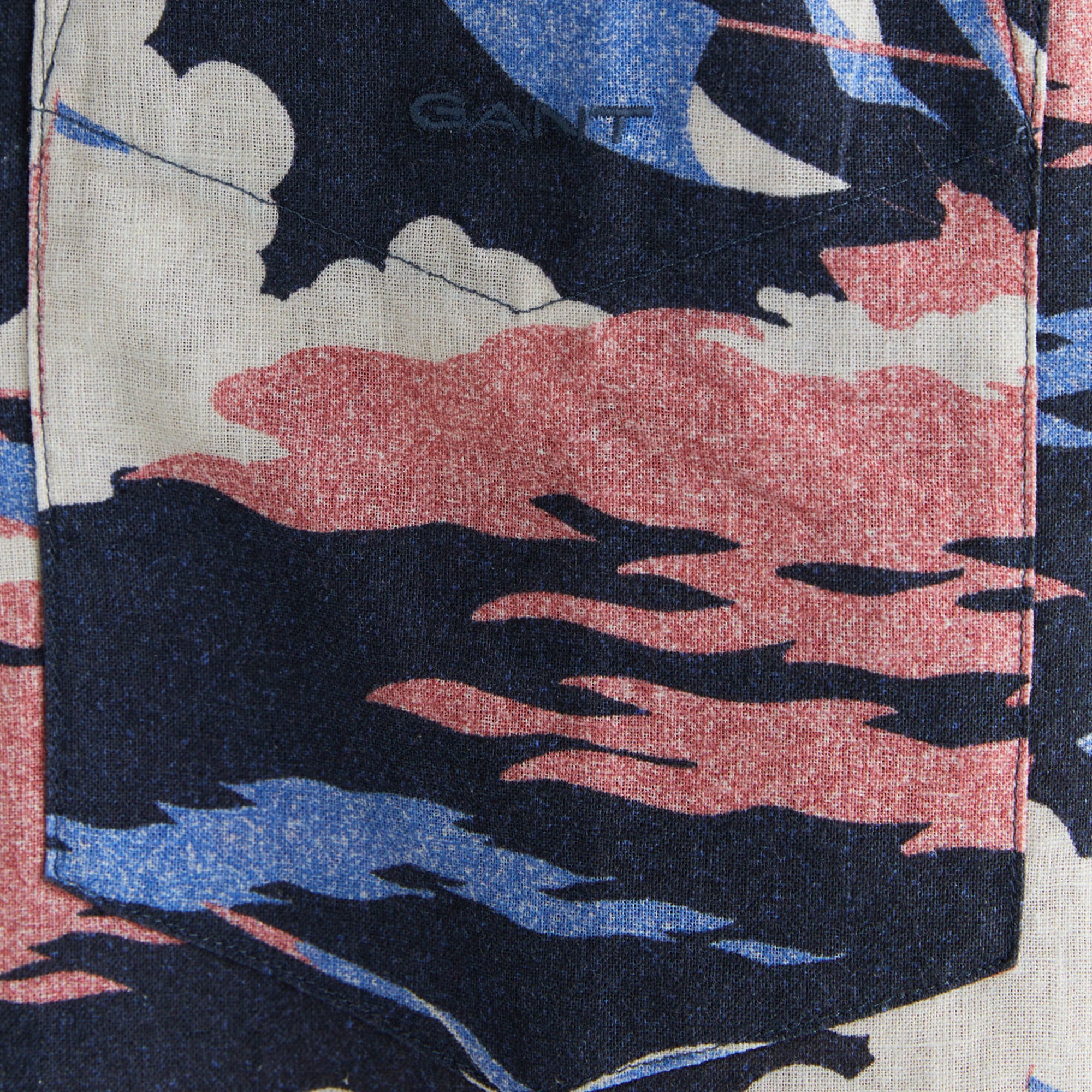 GANT Erkek Lacivert Relaxed Fit Klasik Yaka Desenli Gömlek