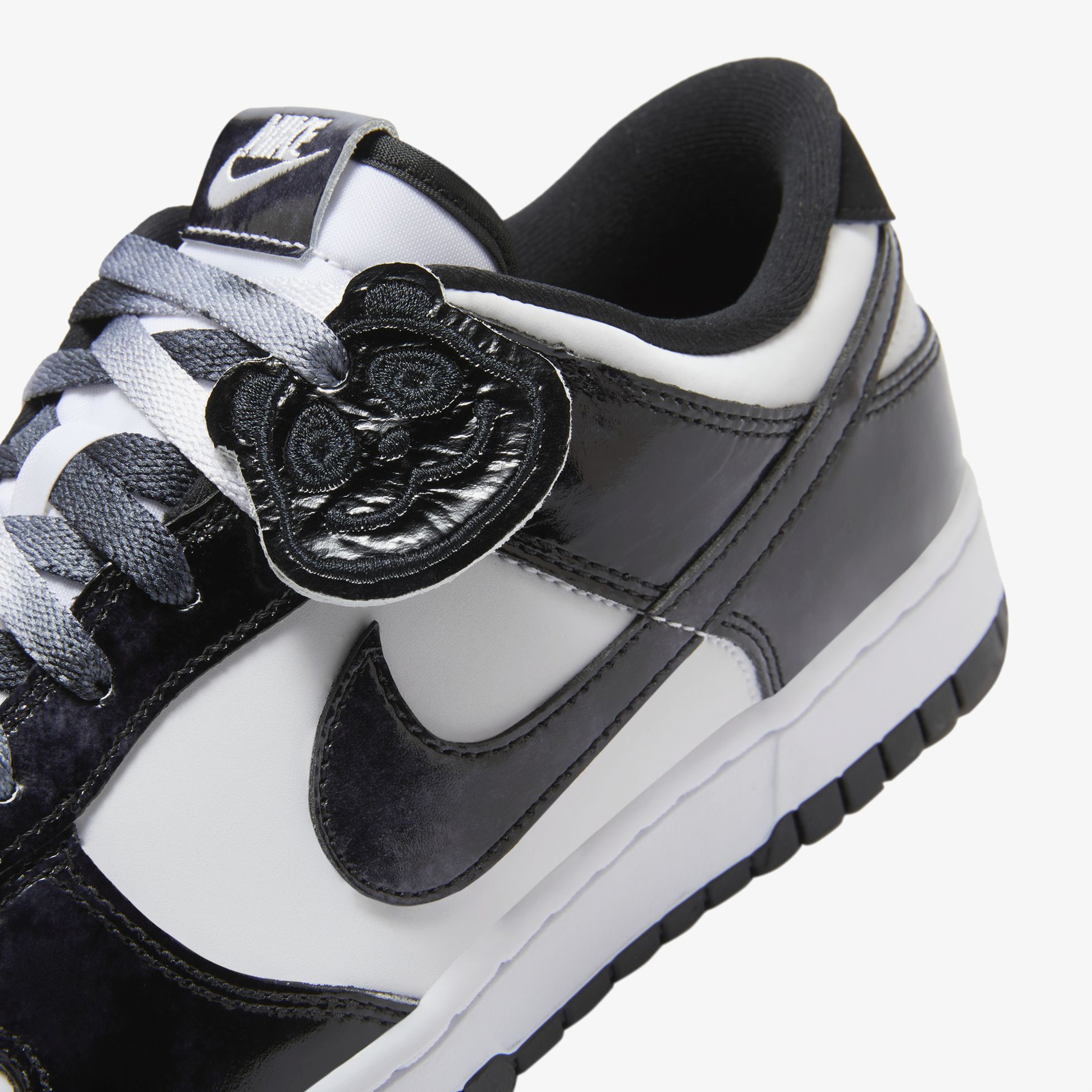 Nike Dunk Low Retro SE Erkek Beyaz Spor Ayakkabı