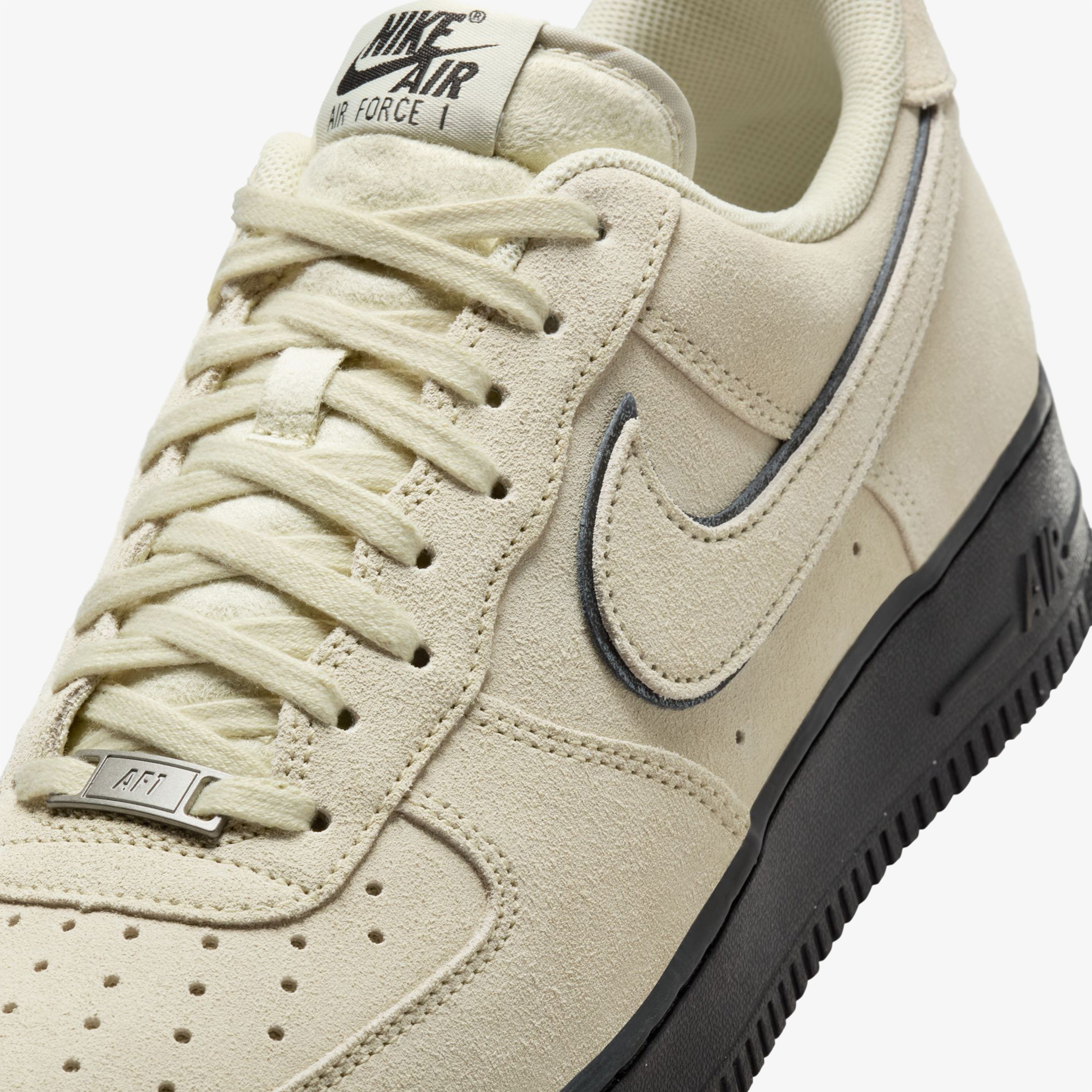Nike Air Force 1 '07 LV8 Erkek Kahverengi Spor Ayakkabı