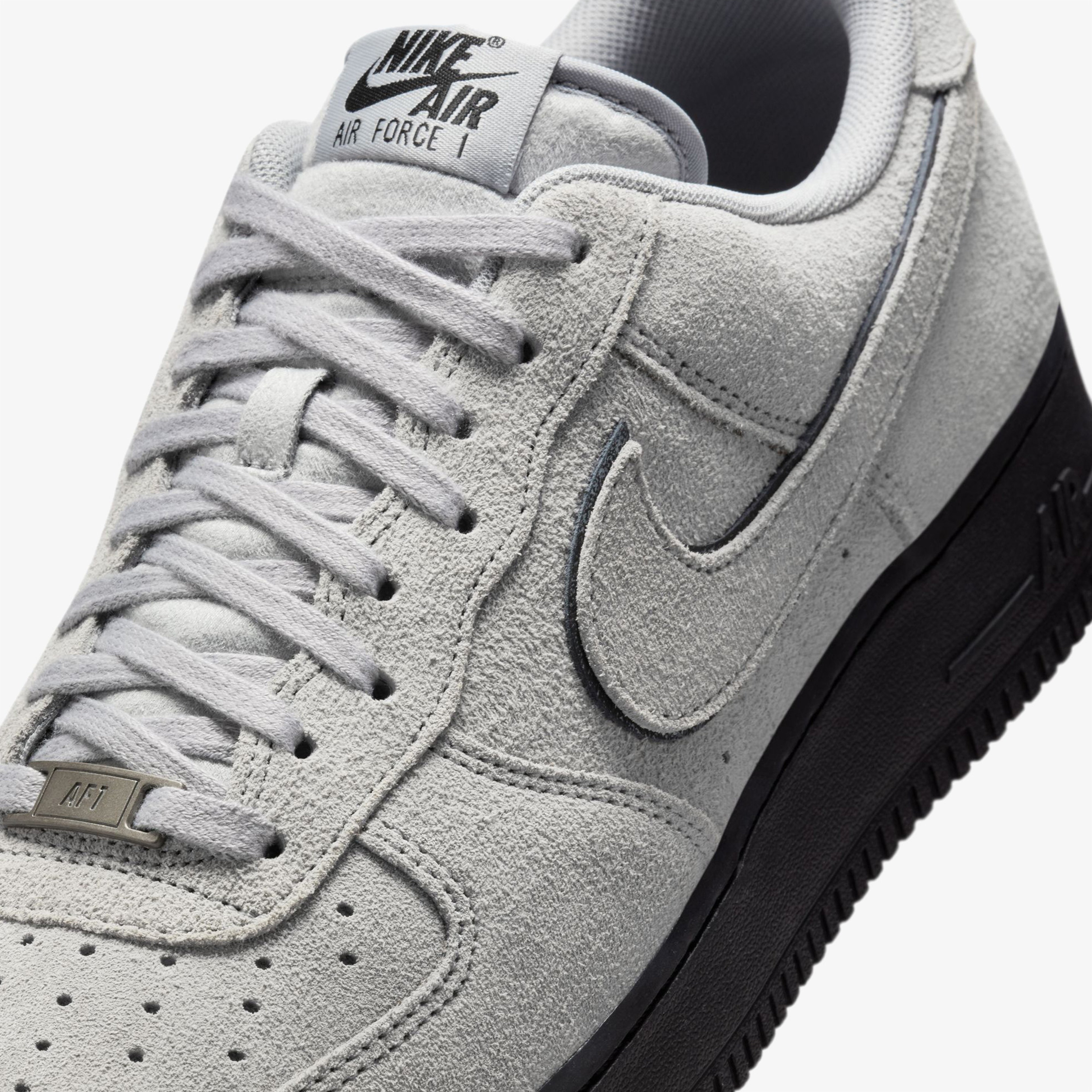 Nike Air Force 1 '07 LV8 Erkek Gri Spor Ayakkabı