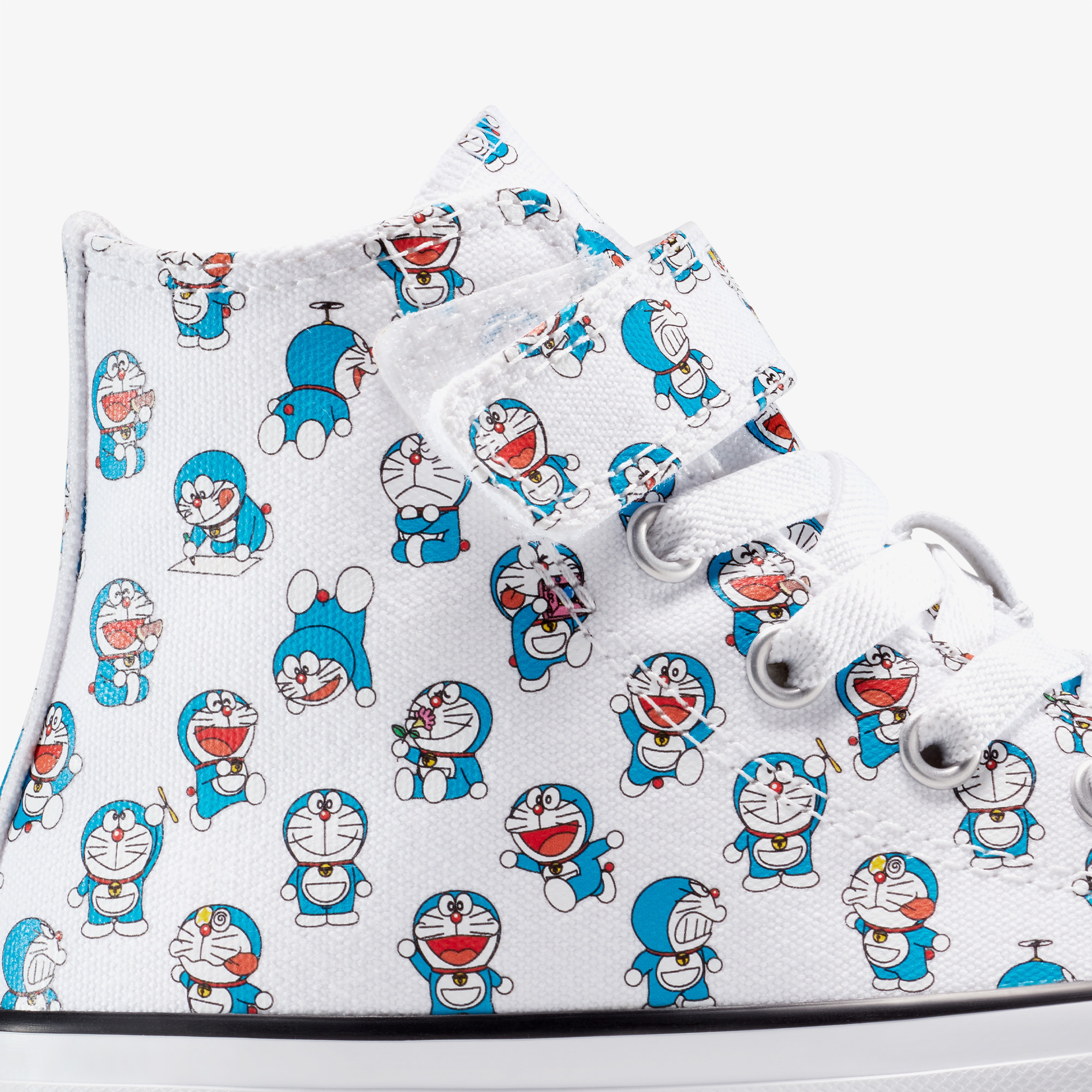 Converse x Doraemon Çocuk Beyaz Chuck Taylor All Star Sneaker