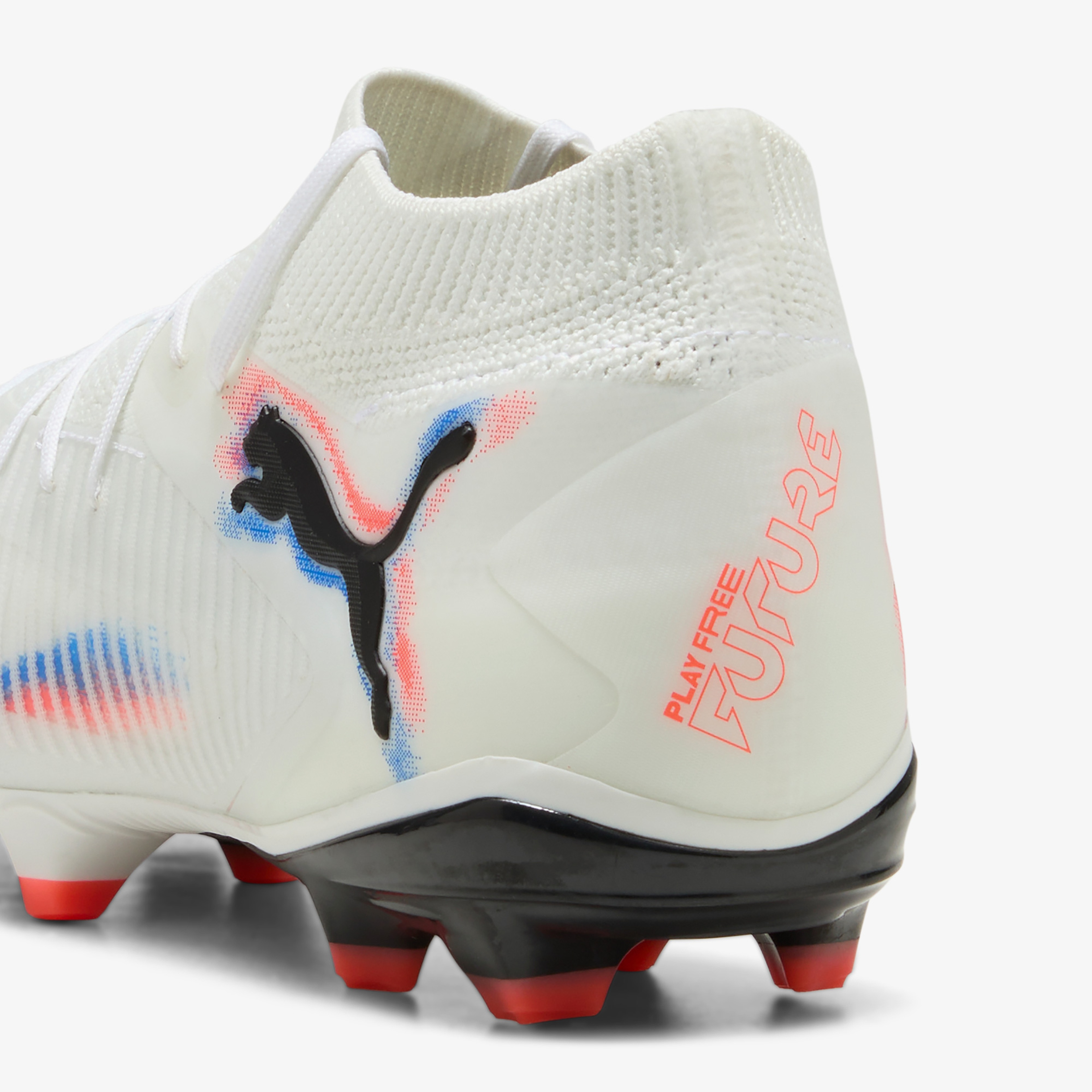 Puma Future 8 Pro Fg-Ag Erkek Beyaz Çim Saha Kramponu