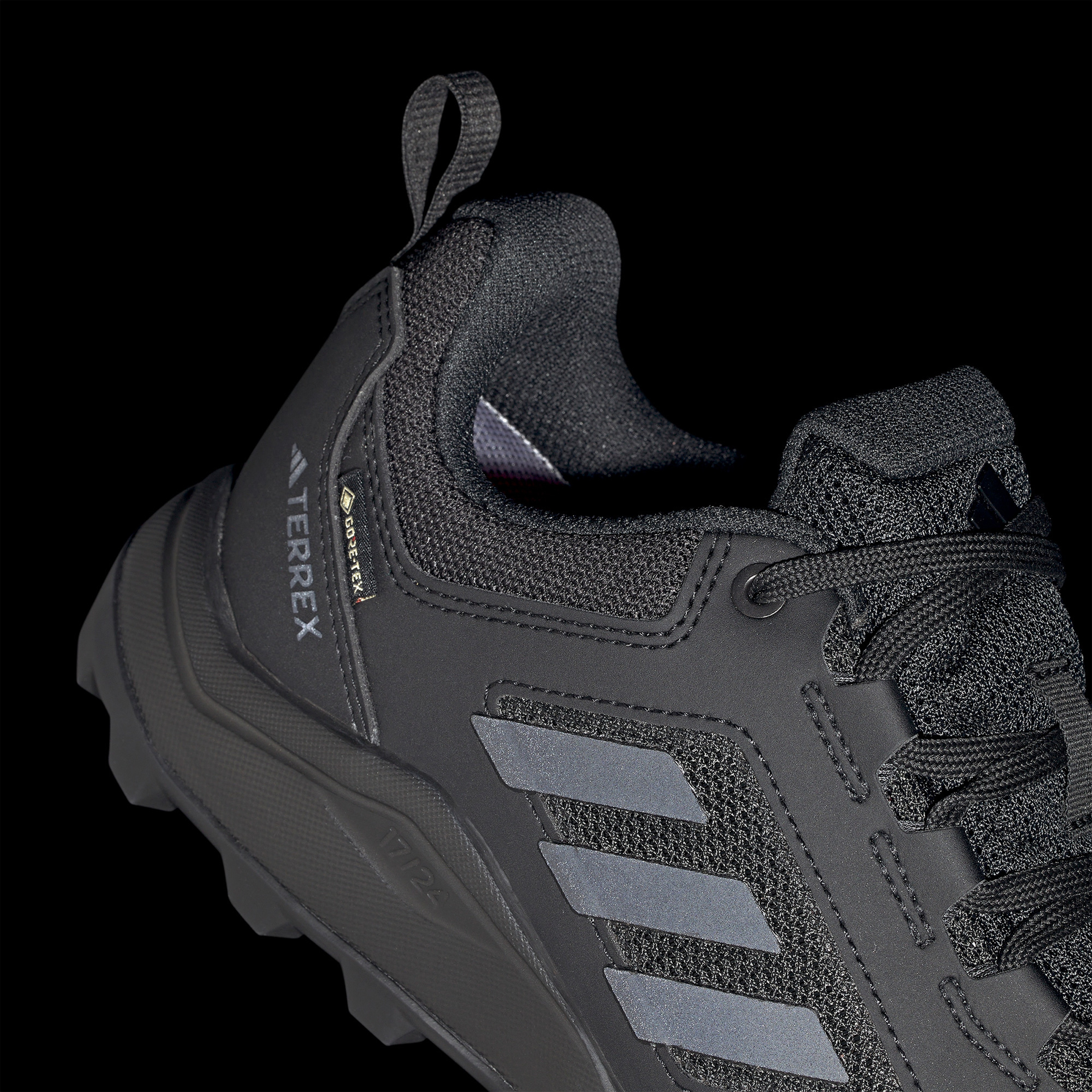 adidas Tracerocker 2.0 Gore-Tex Kadın Siyah Koşu Ayakkabısı