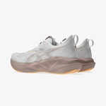 Asics Novablast 5 Kadın Beyaz Koşu Ayakkabısı