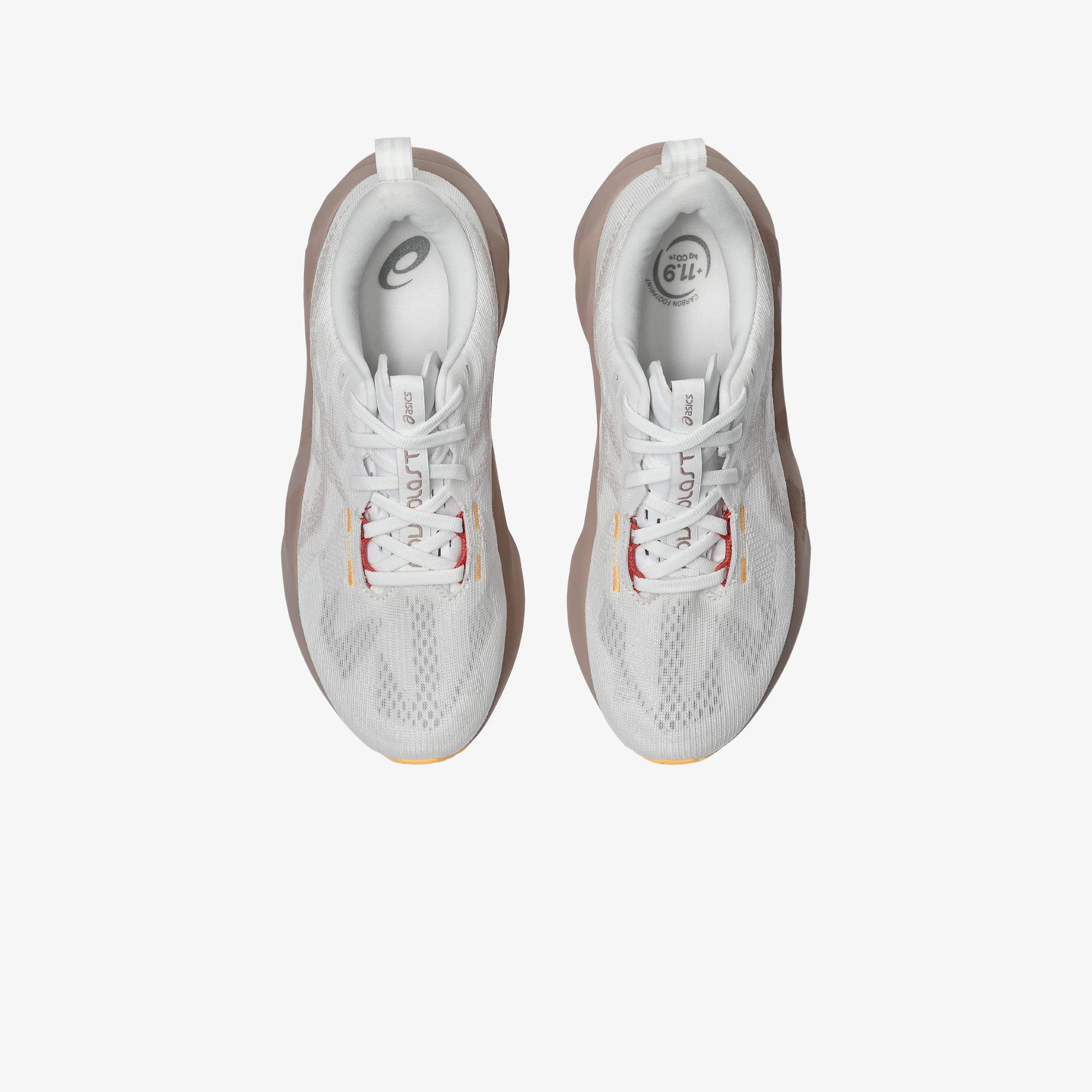 Asics Novablast 5 Kadın Beyaz Koşu Ayakkabısı