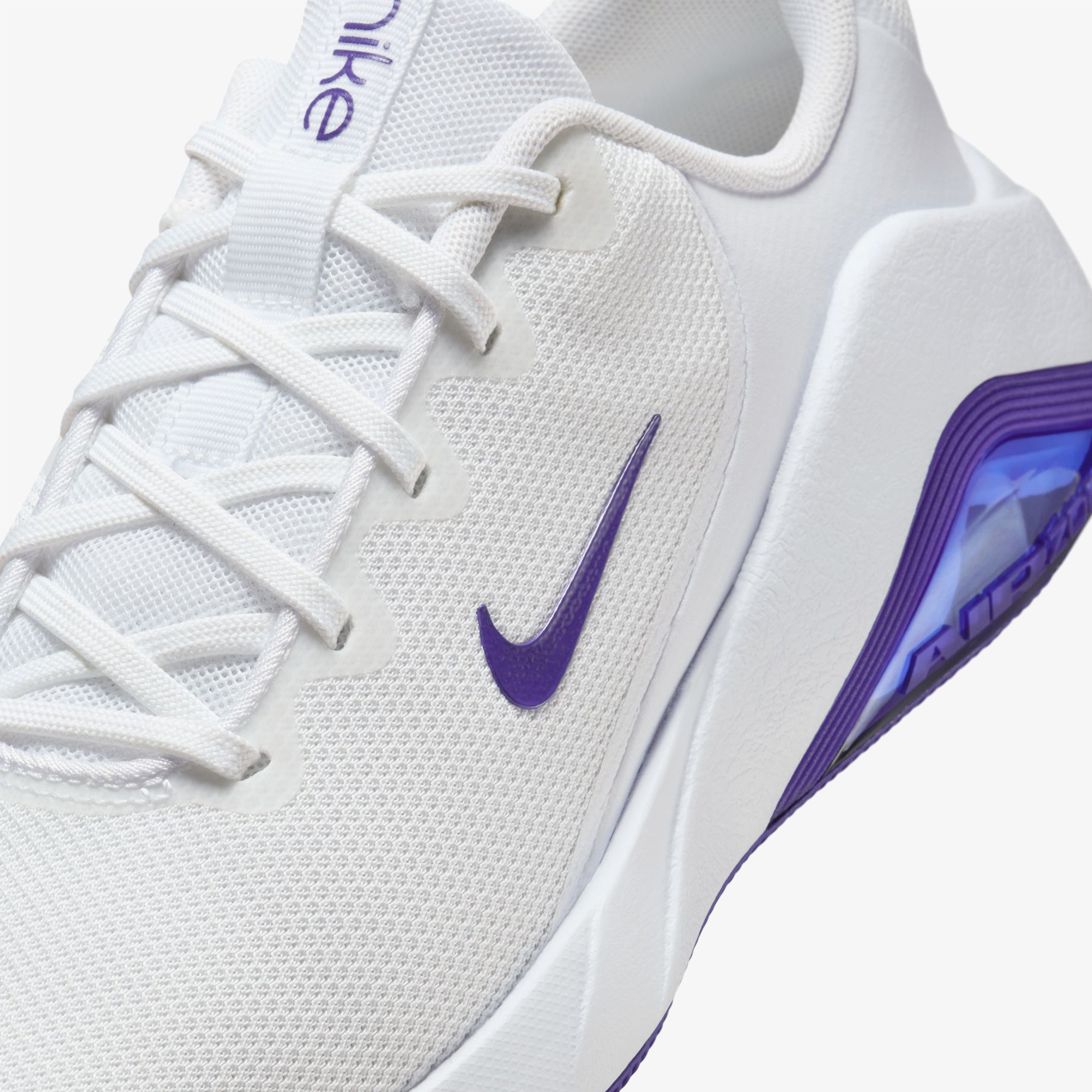 Nike Bella 7 Kadın Beyaz Antrenman Ayakkabısı