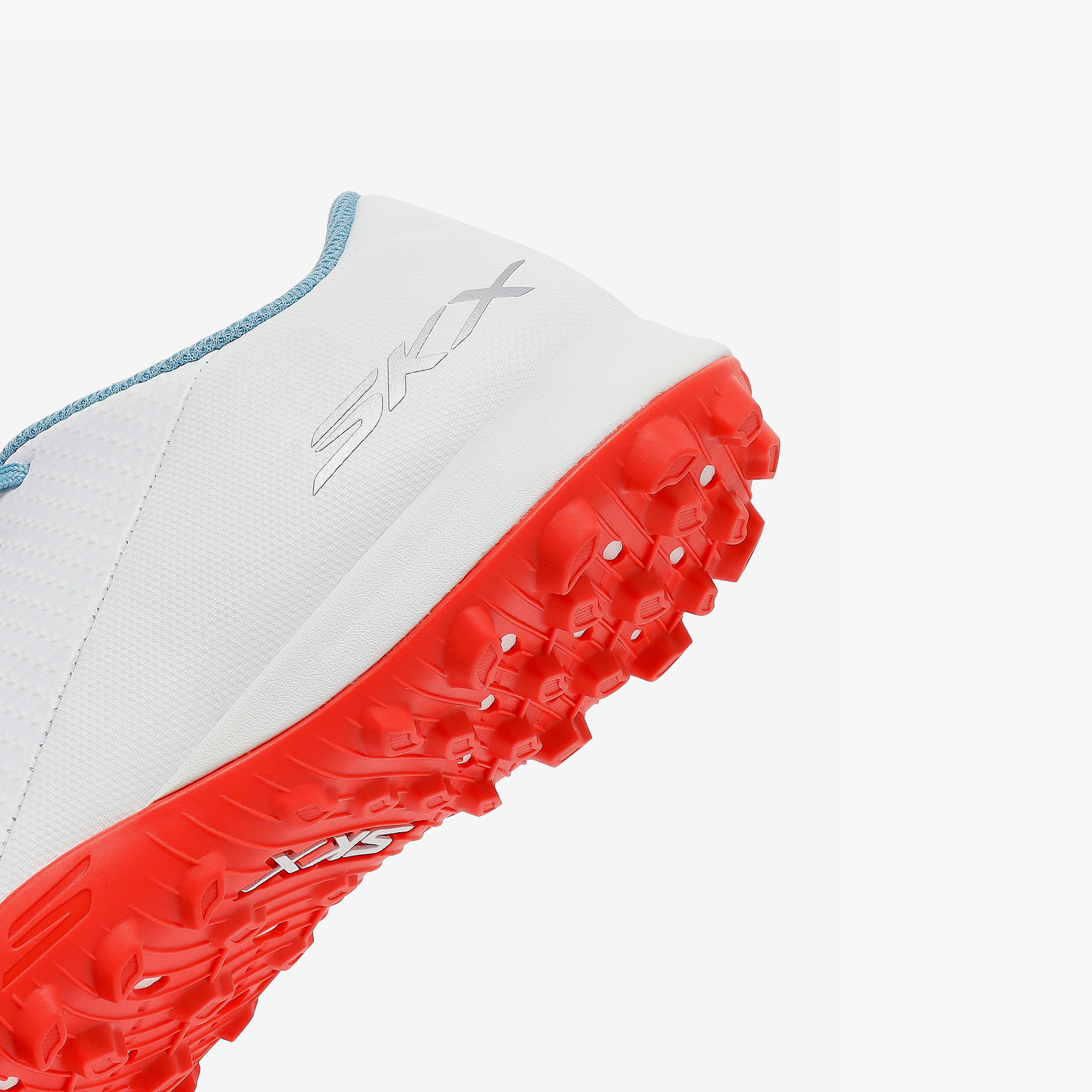 Skechers Gold Tf Erkek Beyaz Halı Saha Kramponu