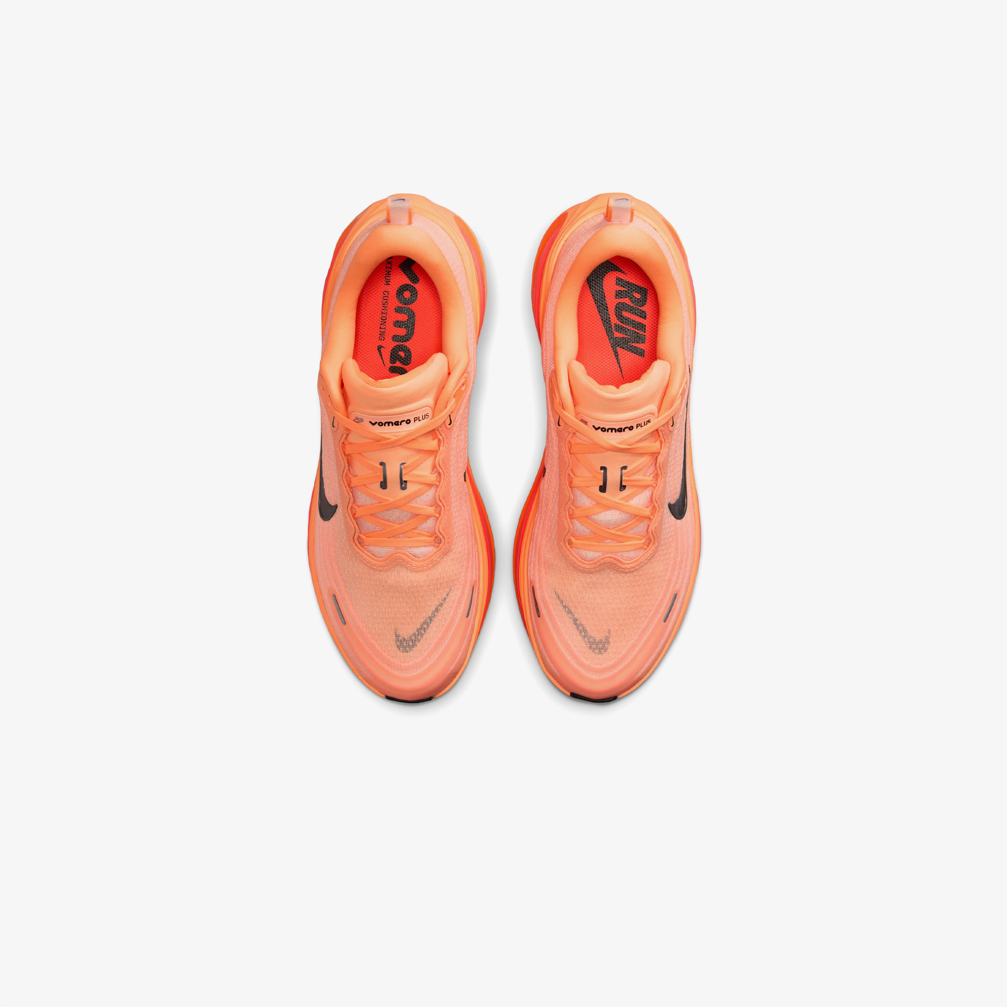 Nike Vomero Plus Erkek Turuncu Koşu Ayakkabısı