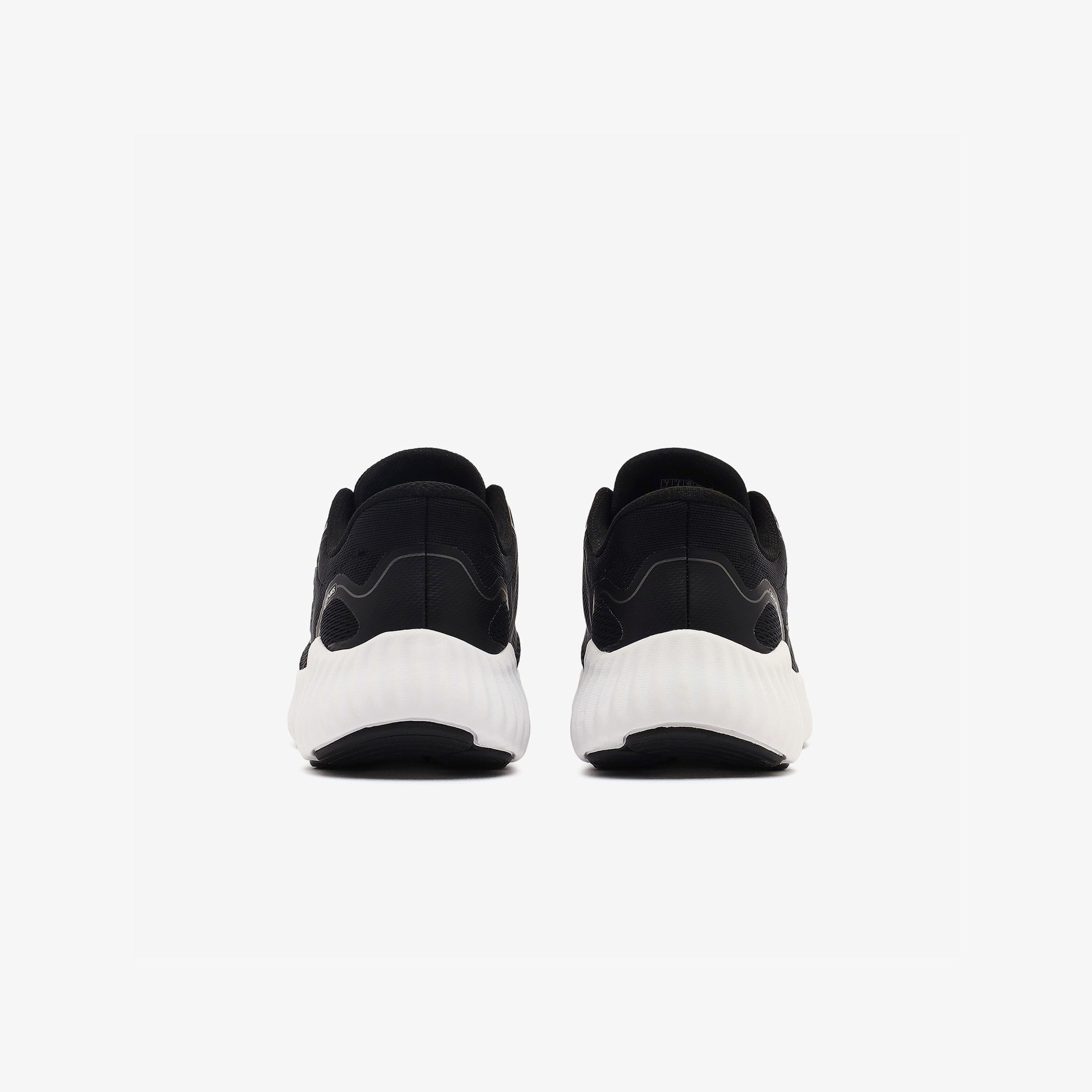 Skechers Go Run Now Kadın Siyah Koşu Ayakkabısı