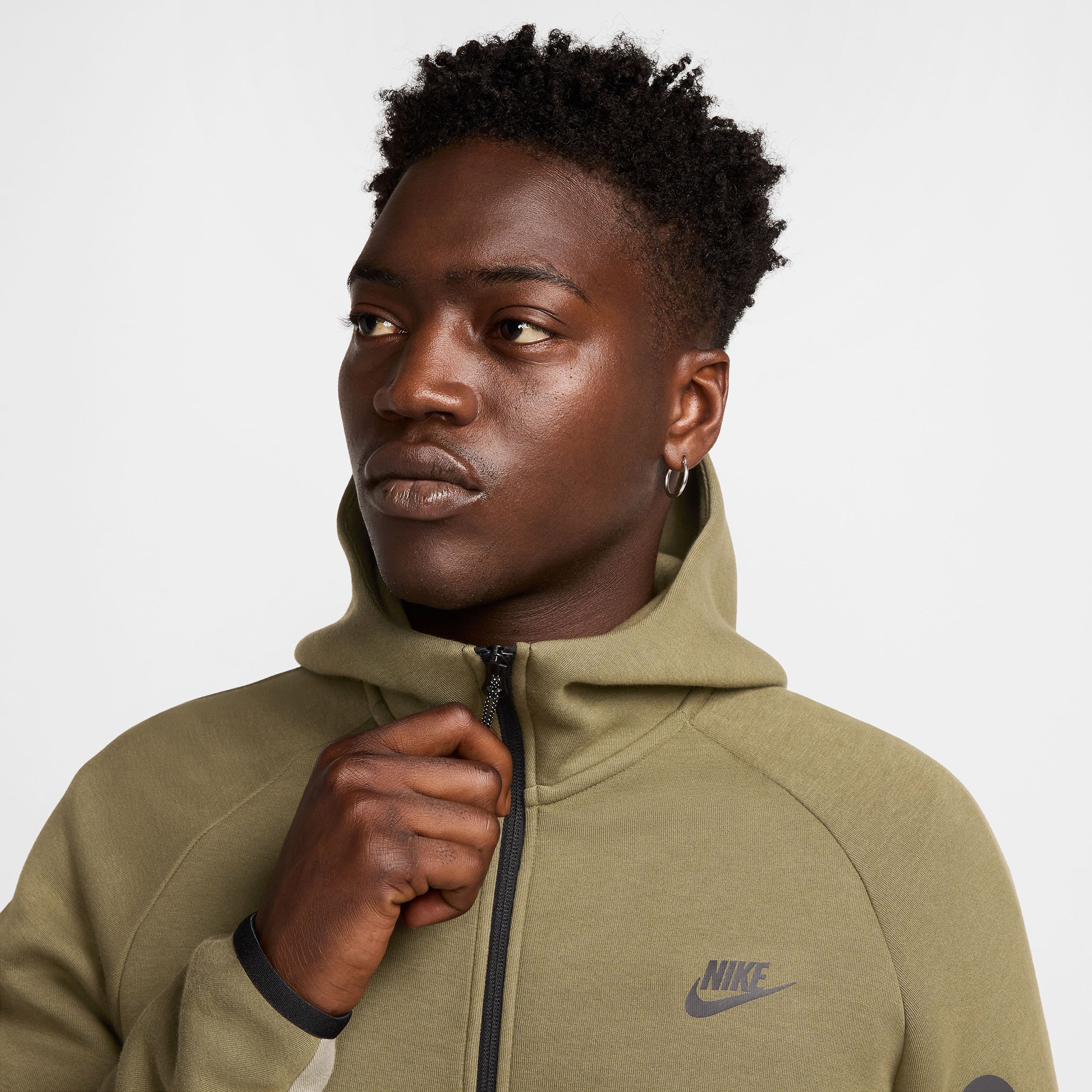 Nike Tech Fleece Erkek Yeşil Yağmurluk