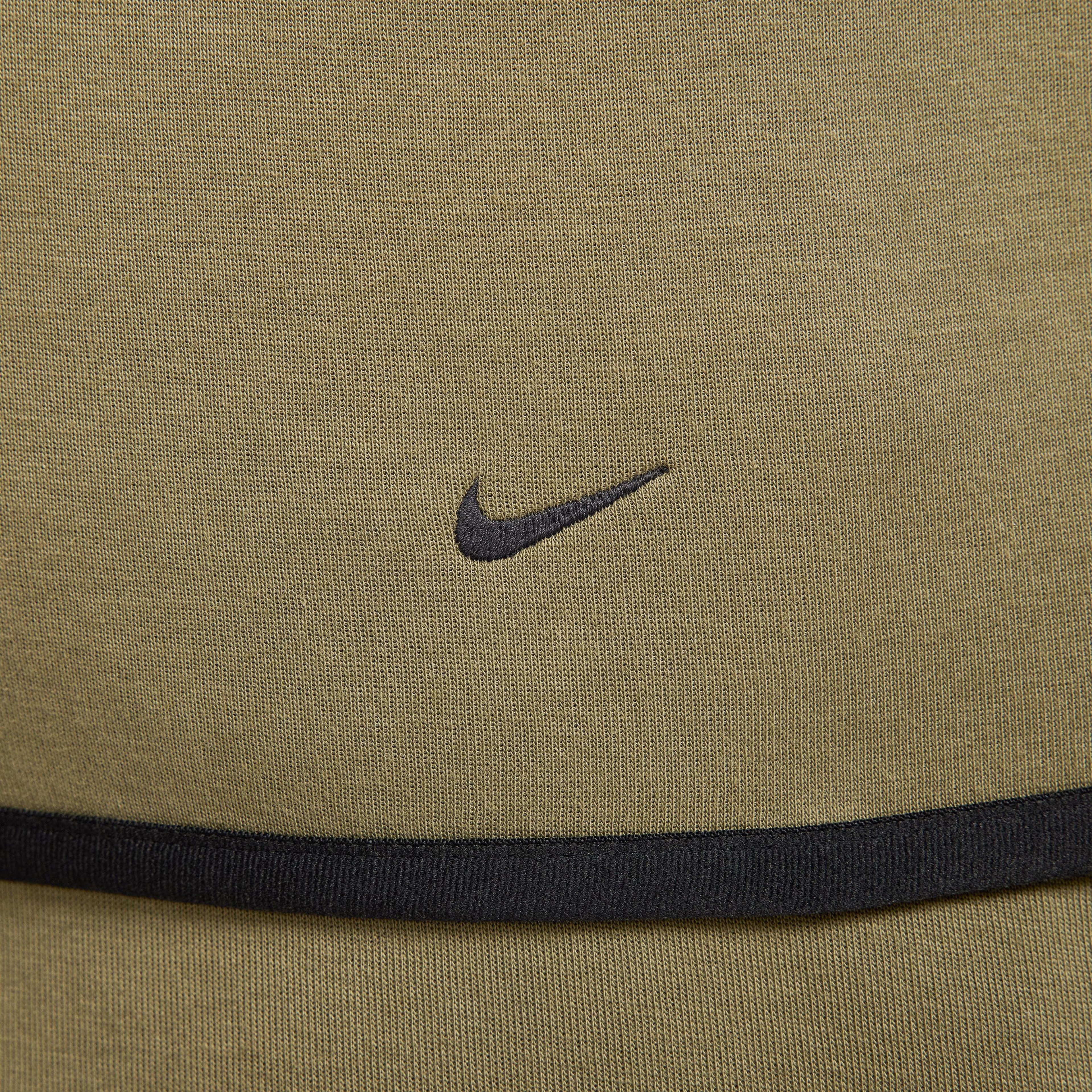 Nike Tech Fleece Erkek Yeşil Yağmurluk