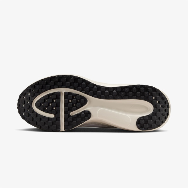 Nike Revolution 8 Kadın Krem Koşu Ayakkabısı - Görsel 8