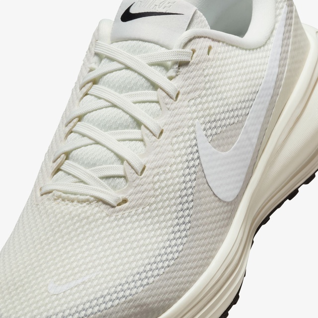 Nike Revolution 8 Kadın Krem Koşu Ayakkabısı - Görsel 9