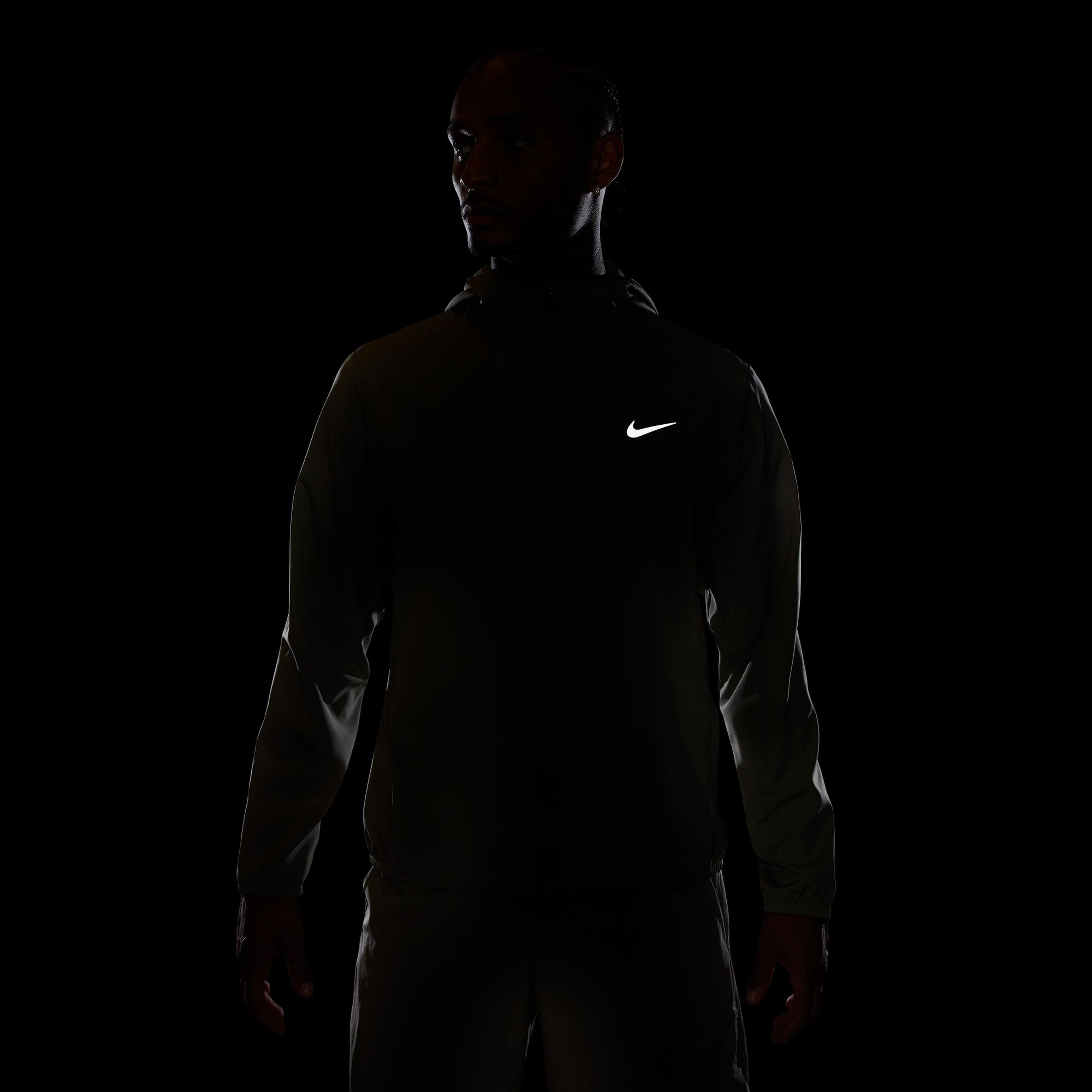 Nike Form Erkek Haki Antrenman Yağmurluğu