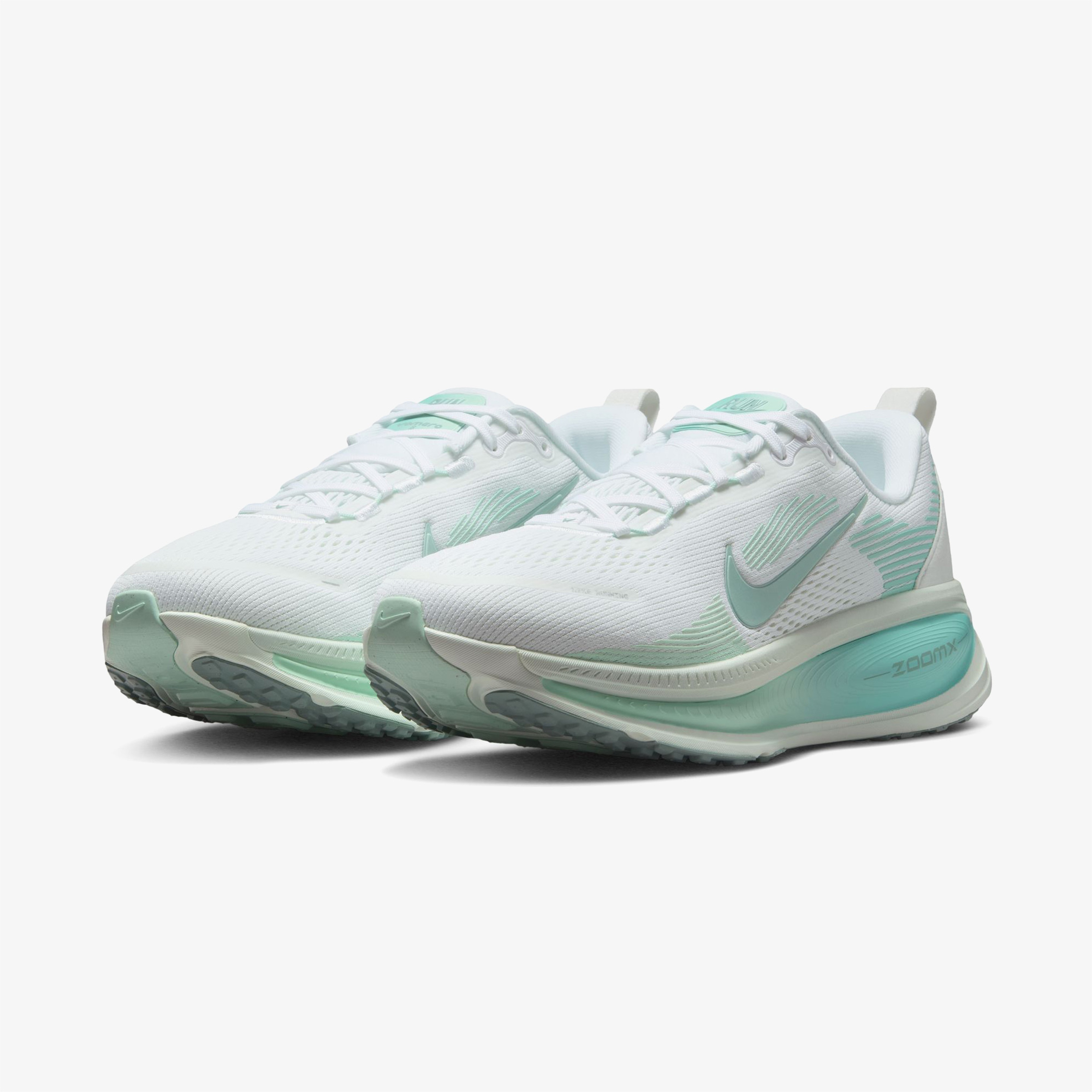 Nike Vomero 18 Kadın Beyaz Koşu Ayakkabısı