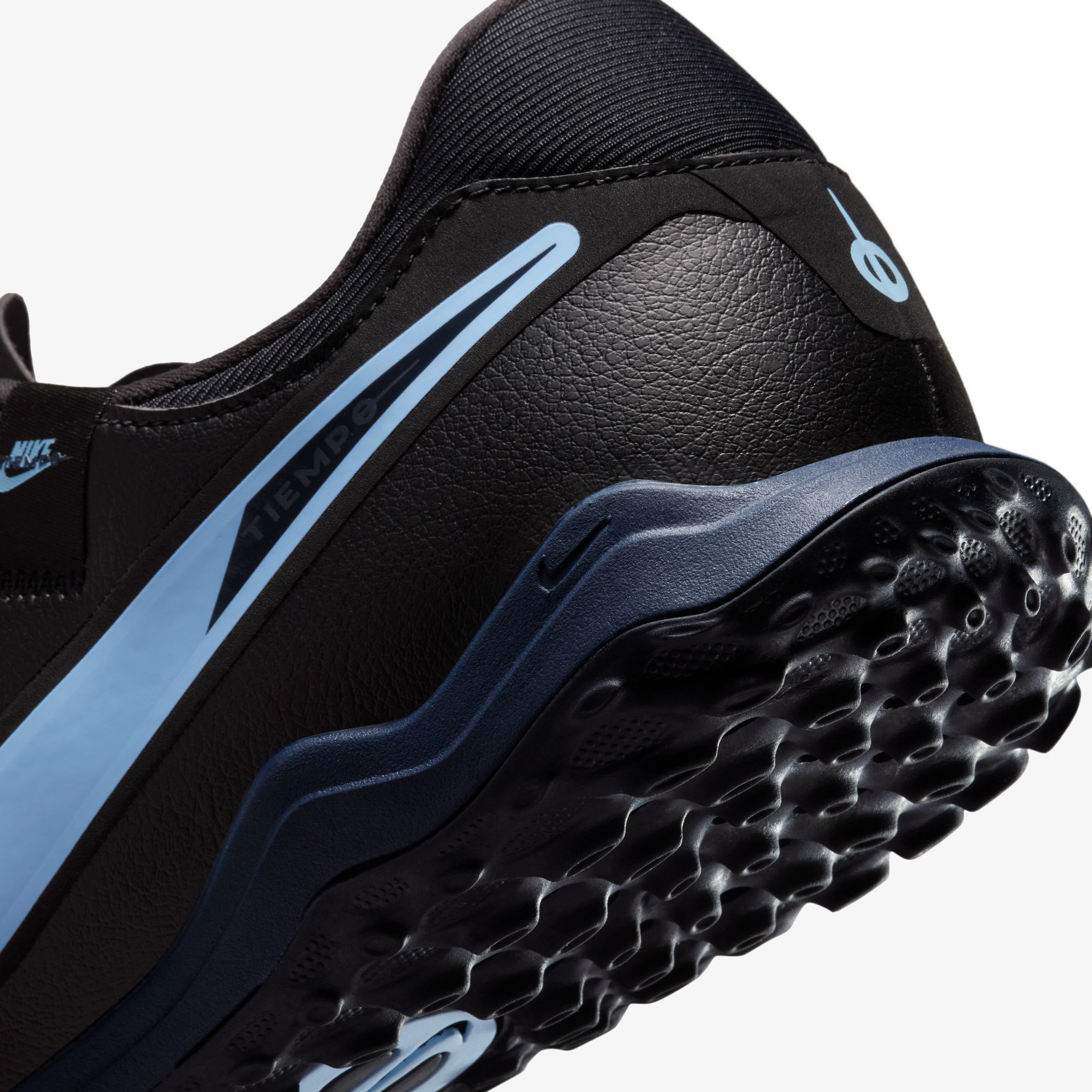 Nike Tiempo Legend 10 Academy Erkek Siyah Halı Saha Kramponu