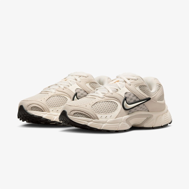Nike Bej Nike V5 RNR