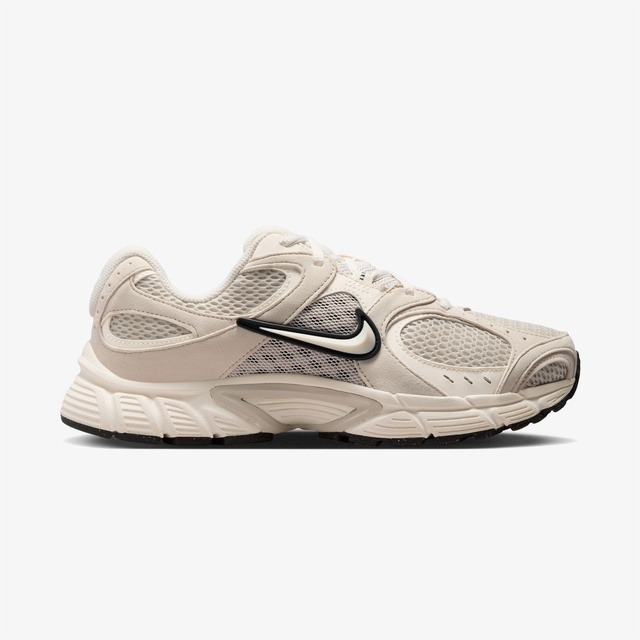 Nike Bej Nike V5 RNR