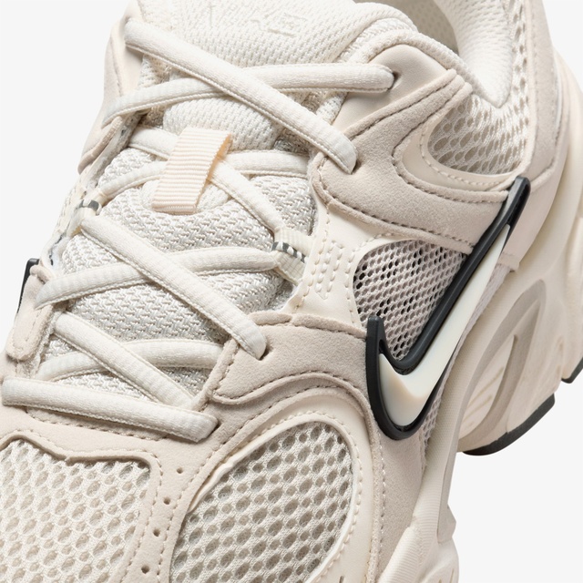 Nike Bej Nike V5 RNR